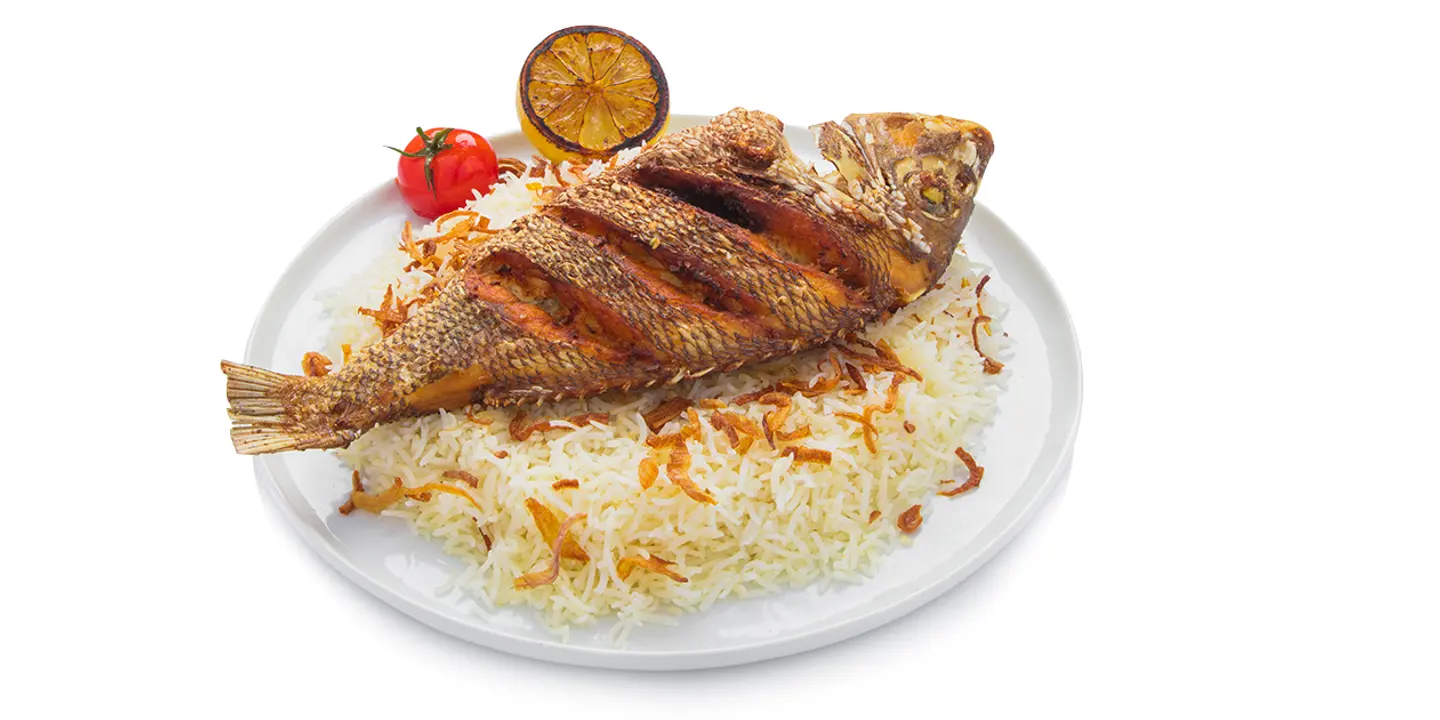 سمك اليوم مقلي مع رز