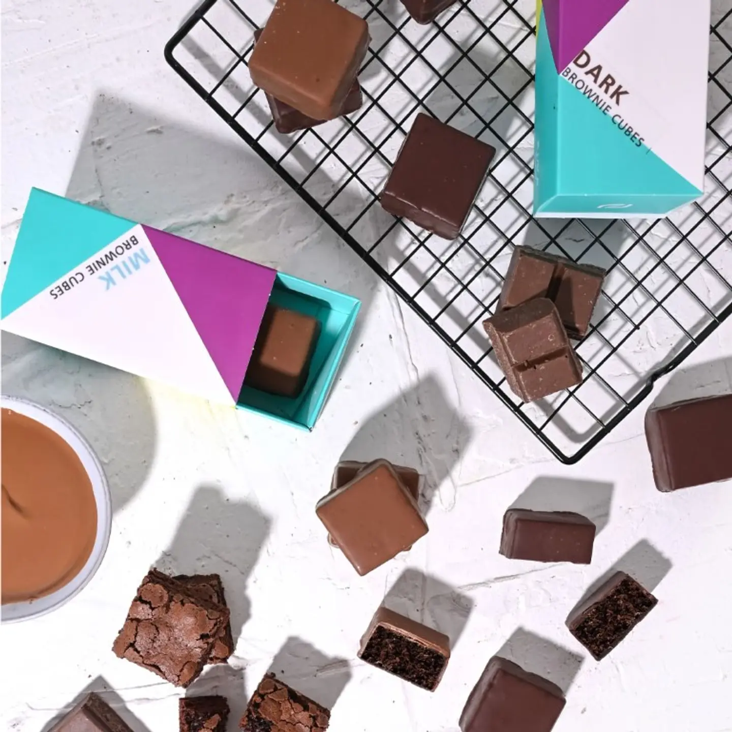 براوني كيوبز دارك تشوكليت