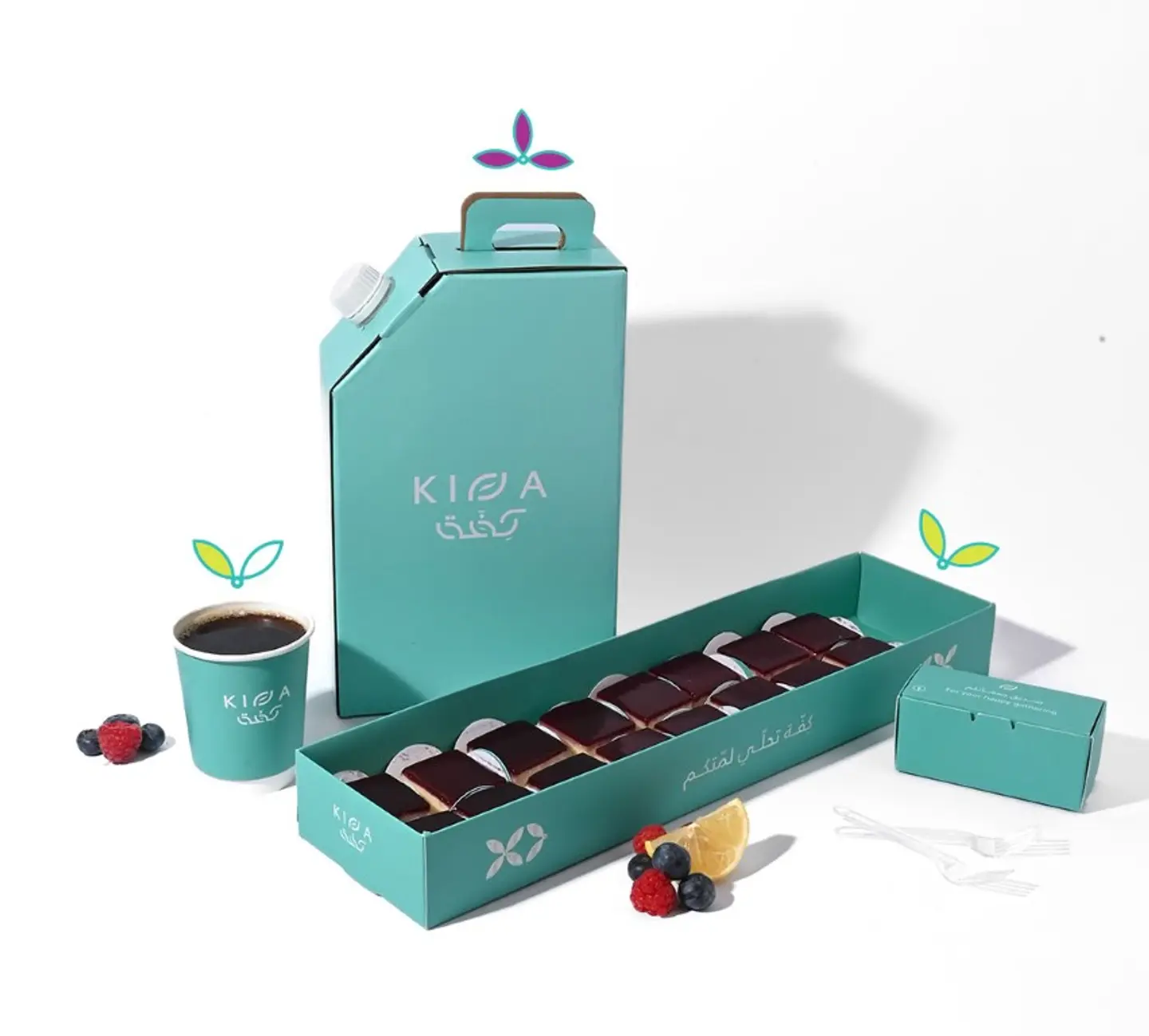 بوكس ميني تشيز كيك توت وليمون مع بوكس قهوة اليوم بارد