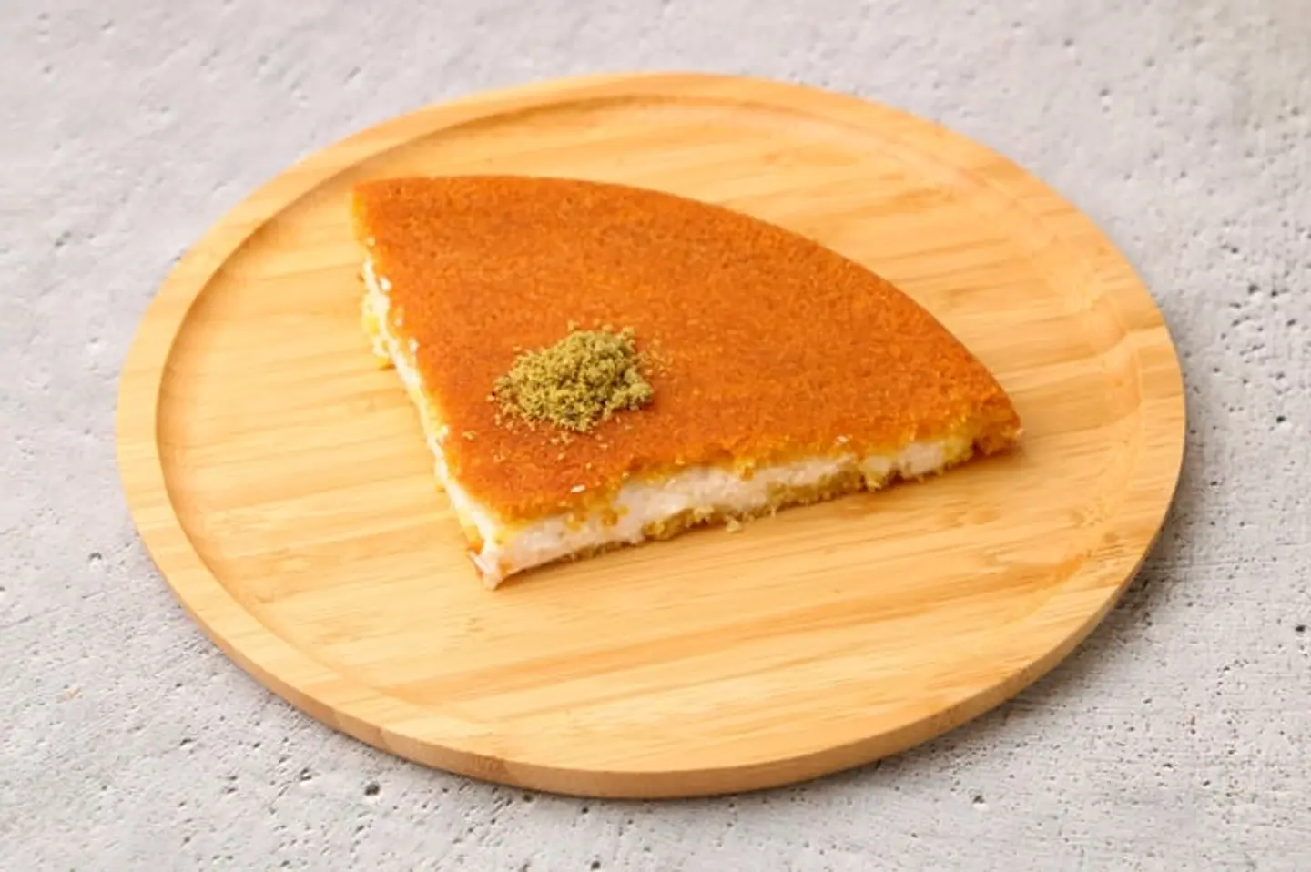 كنافة ناعمة جبنة نابلسية وقشطة
