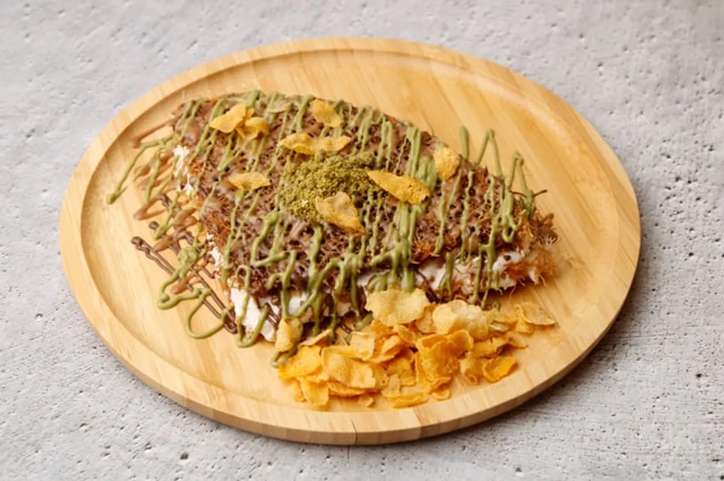 كنافة خشنة شوكولاتة مع صوصات