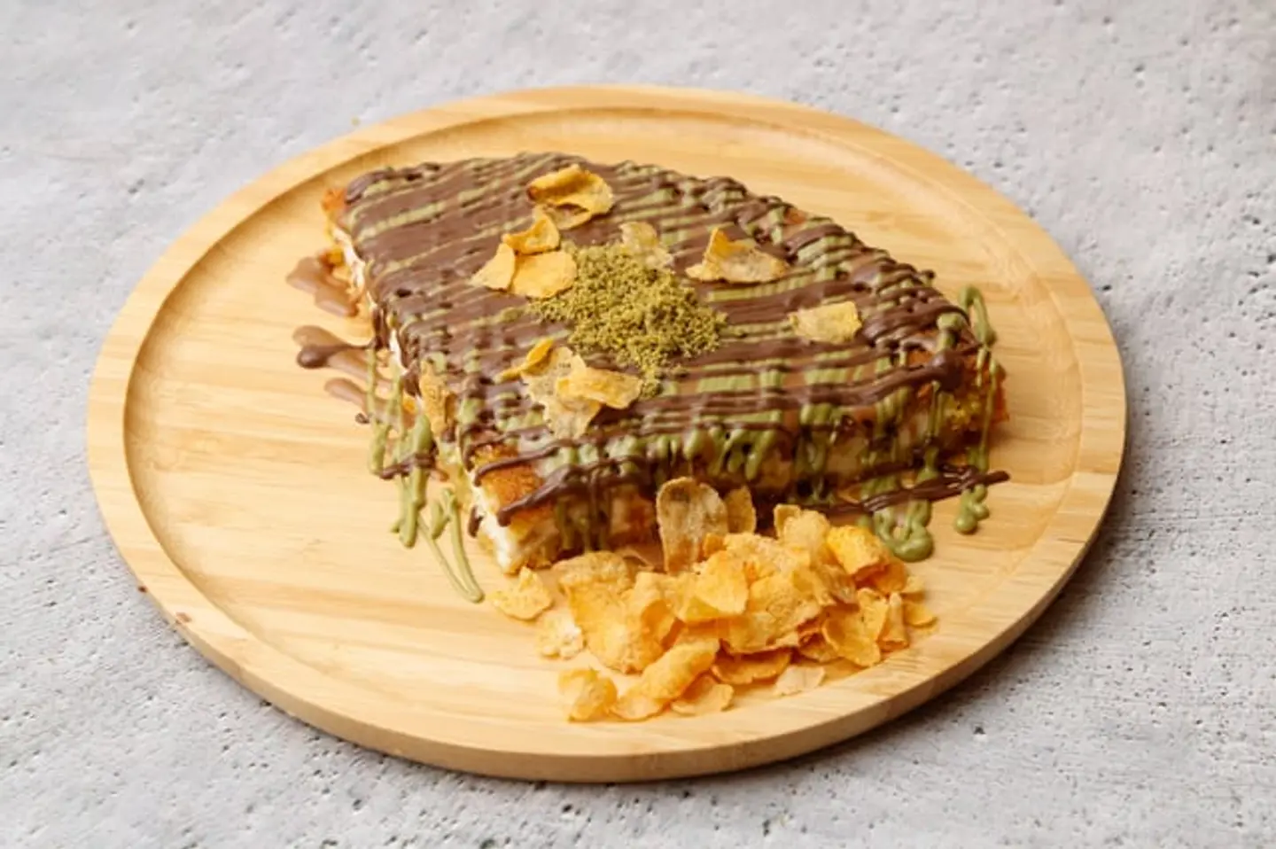 كنافة ناعمة قشطة وموز وصوص