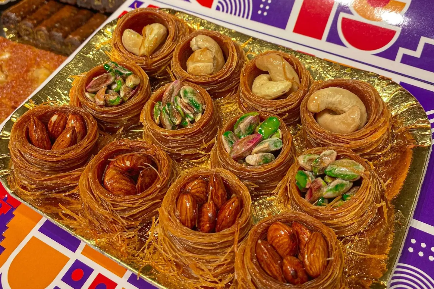 عش البلبل مكسرات