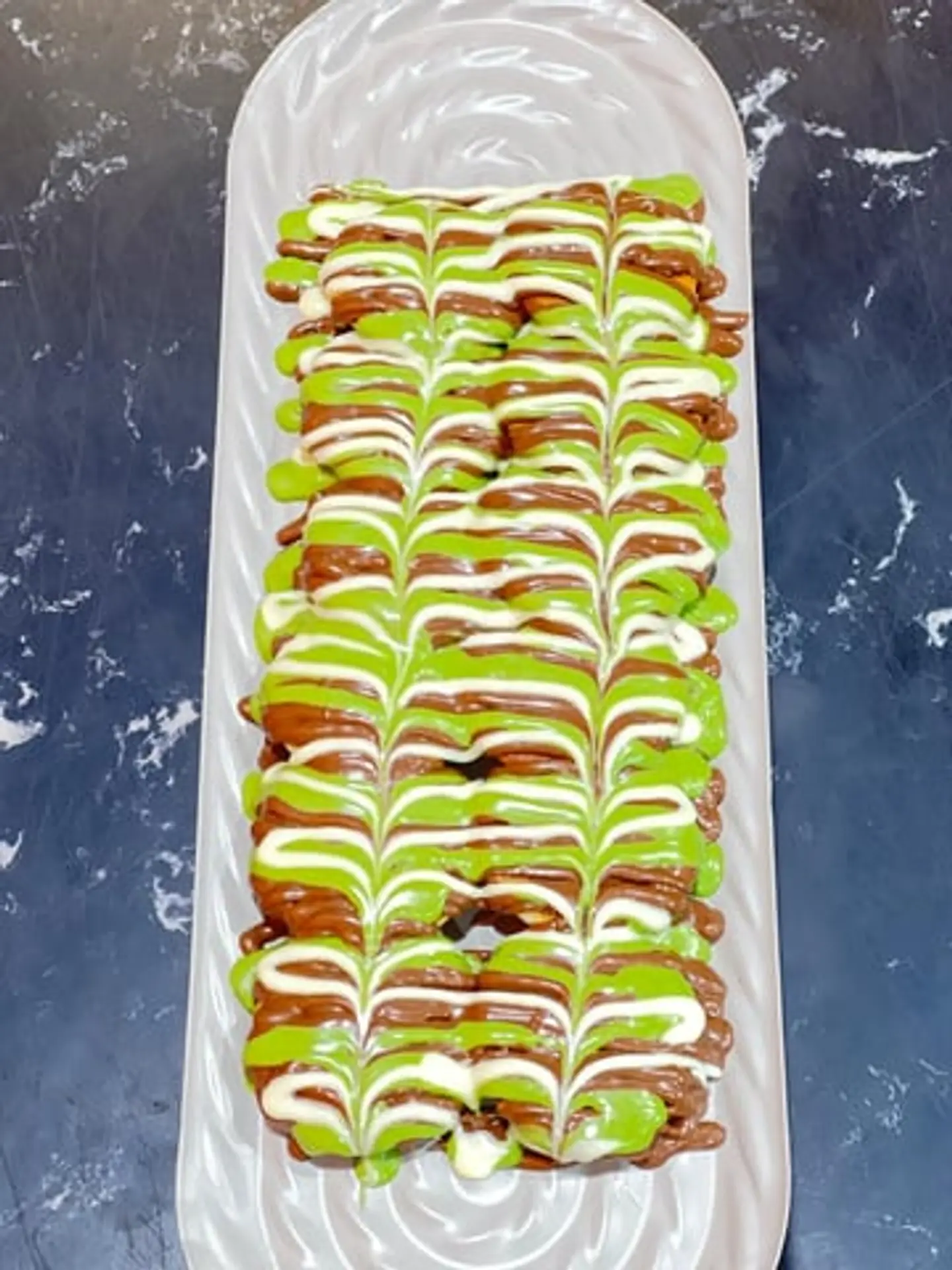 ميني بان كيك بستاشيو وسط