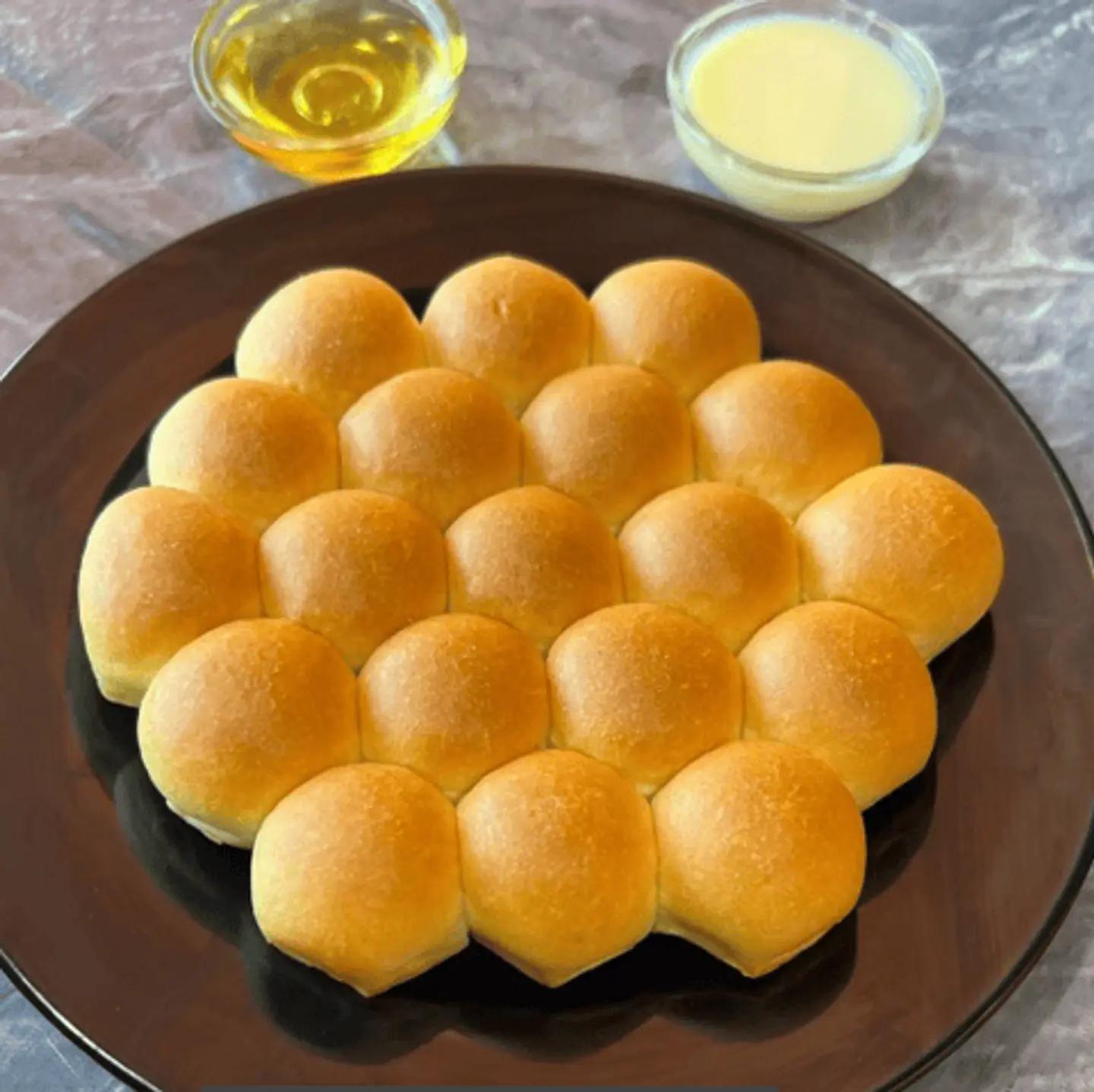 خليه النحل بالجبن صغير