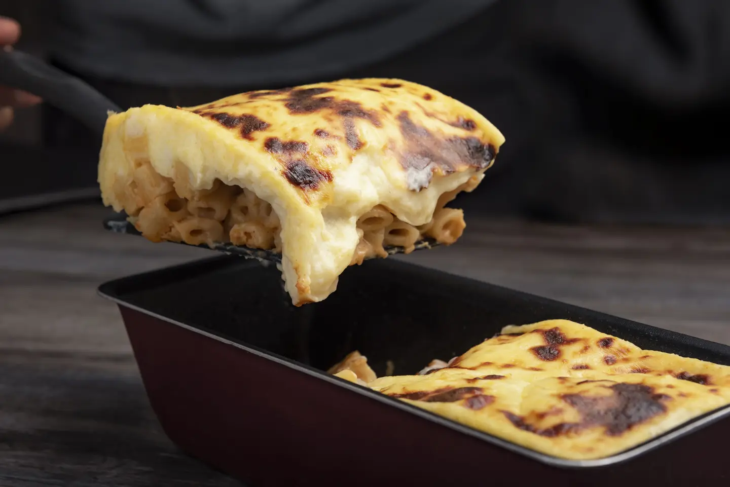 مكرونة بشاميل باللحم