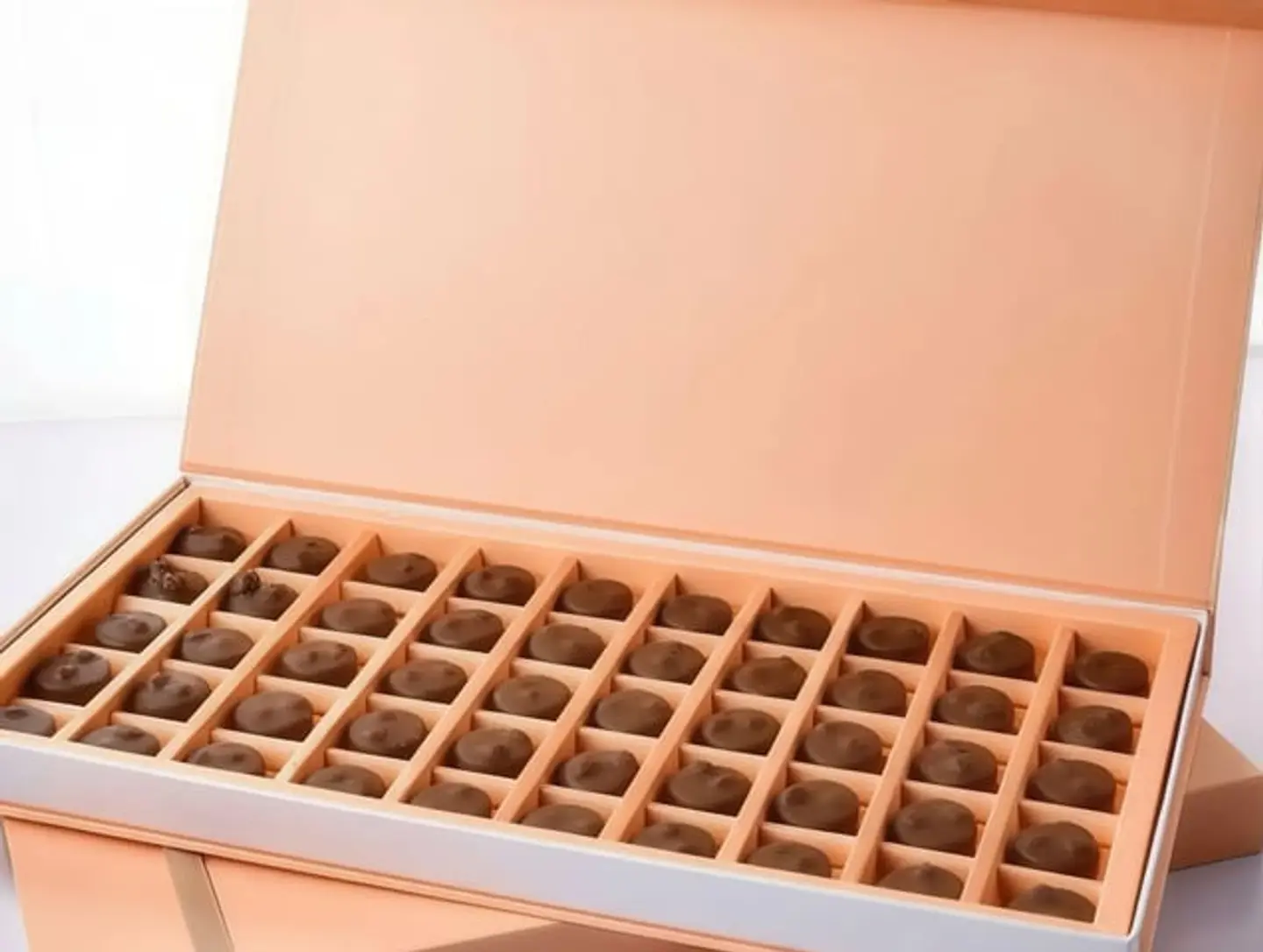 Gemini Praline Box With Two Hazelnuts