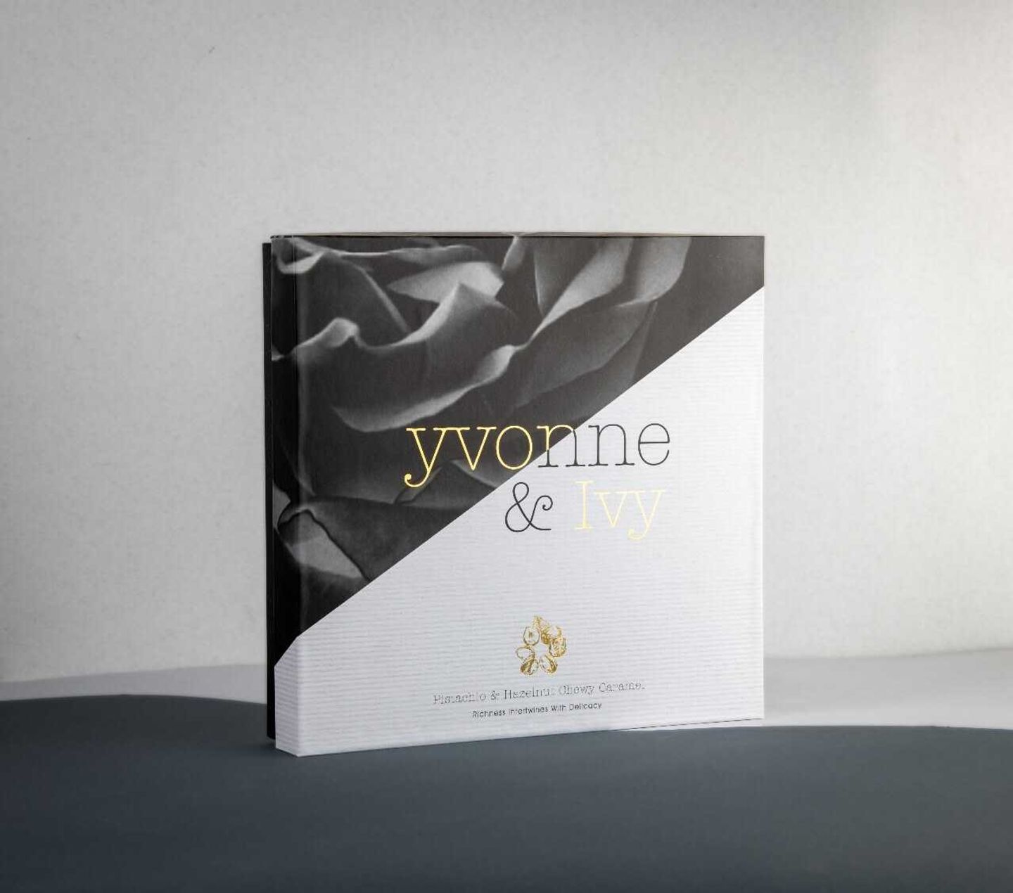 Yvooe&Ivy
