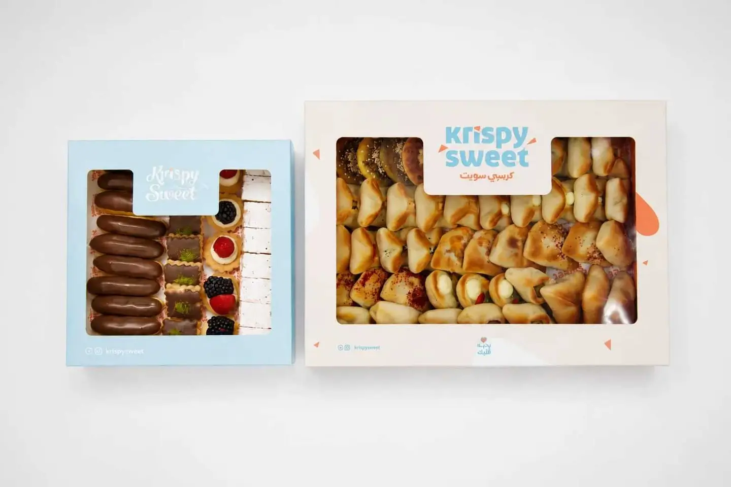 Large Deluxe Gathering (Extra Large Pies Box + Medium Dessert Box With 4 Types)