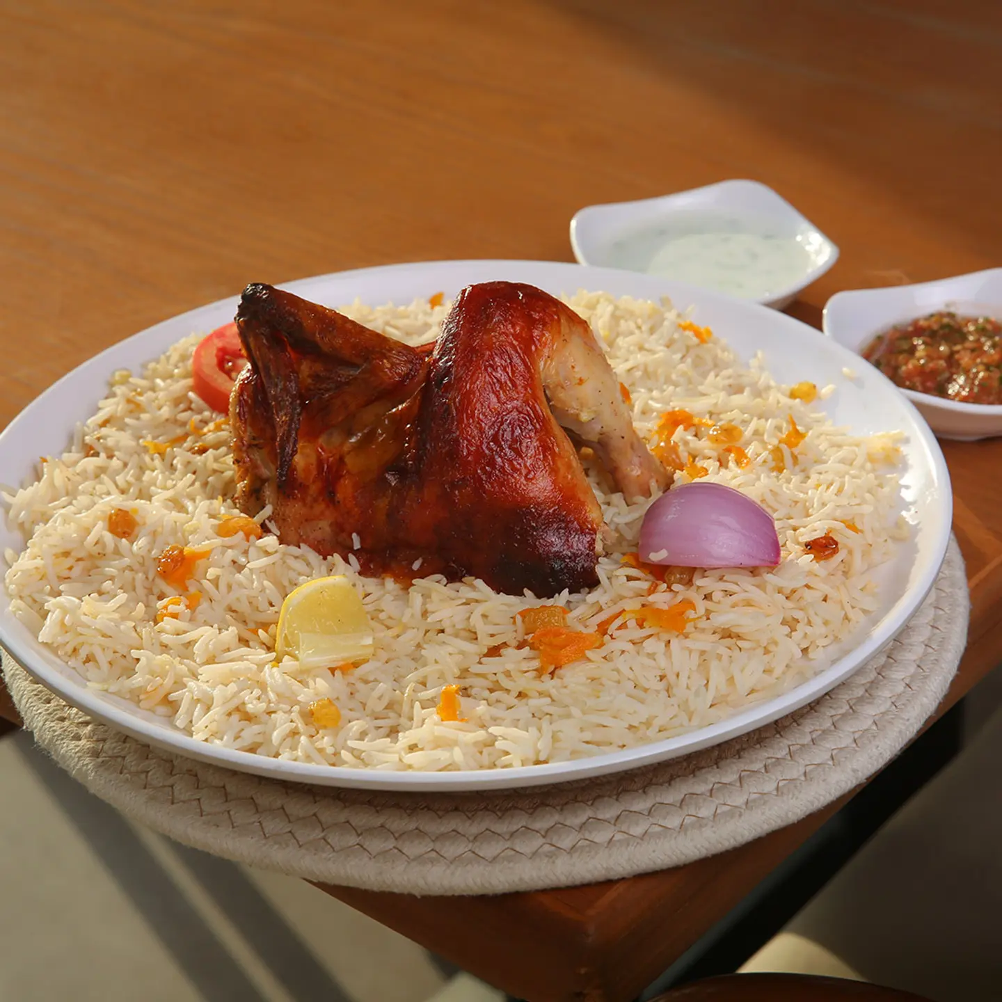 نصف حبة دجاج شواية مقمرة