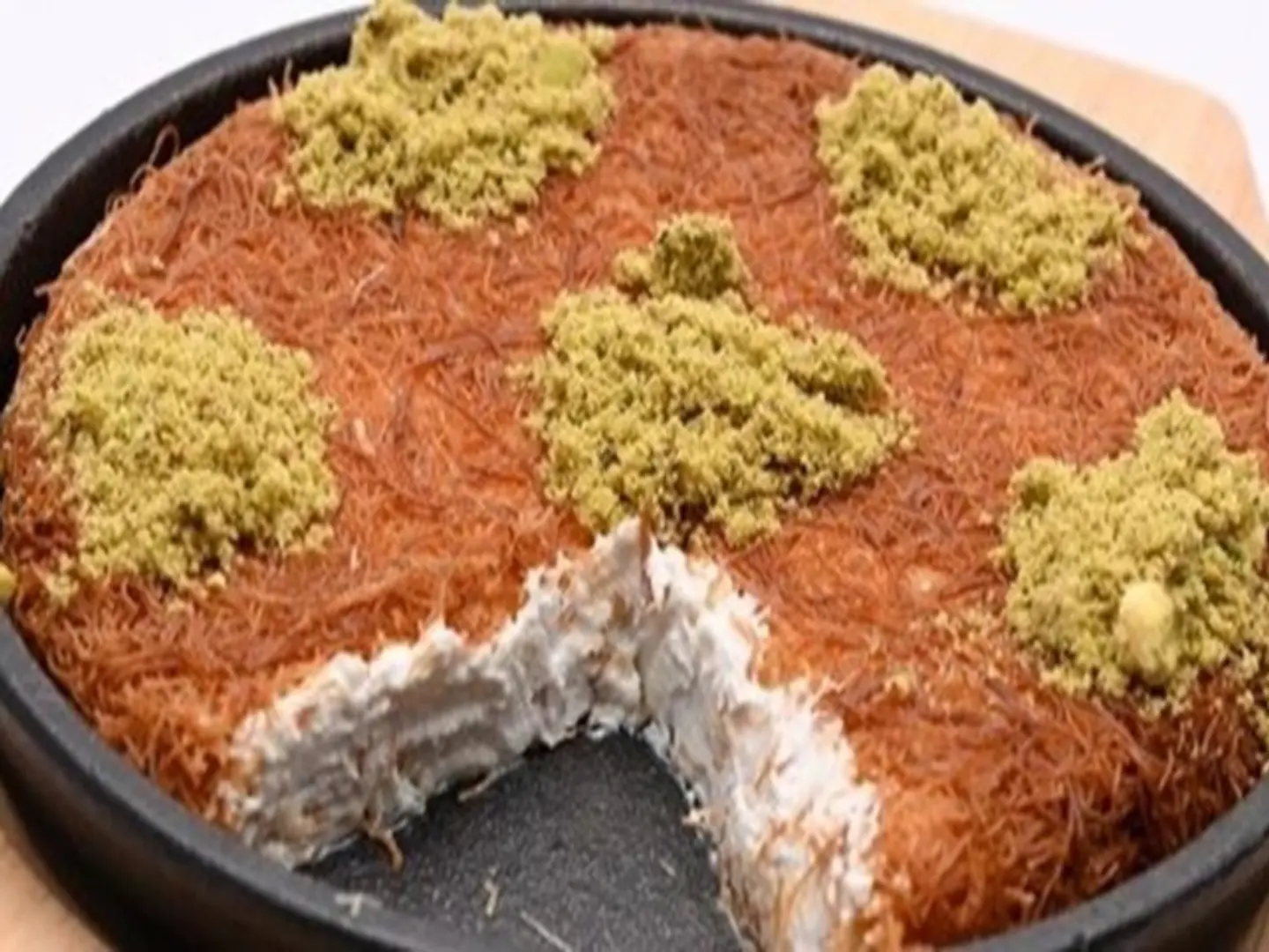 كنافة خشنة قشطة