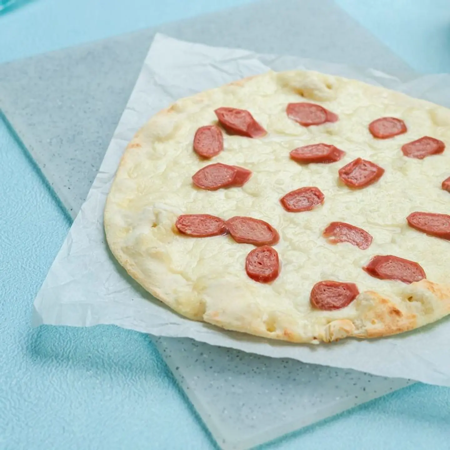 Mankoucheh Jebneh W Hot Dog