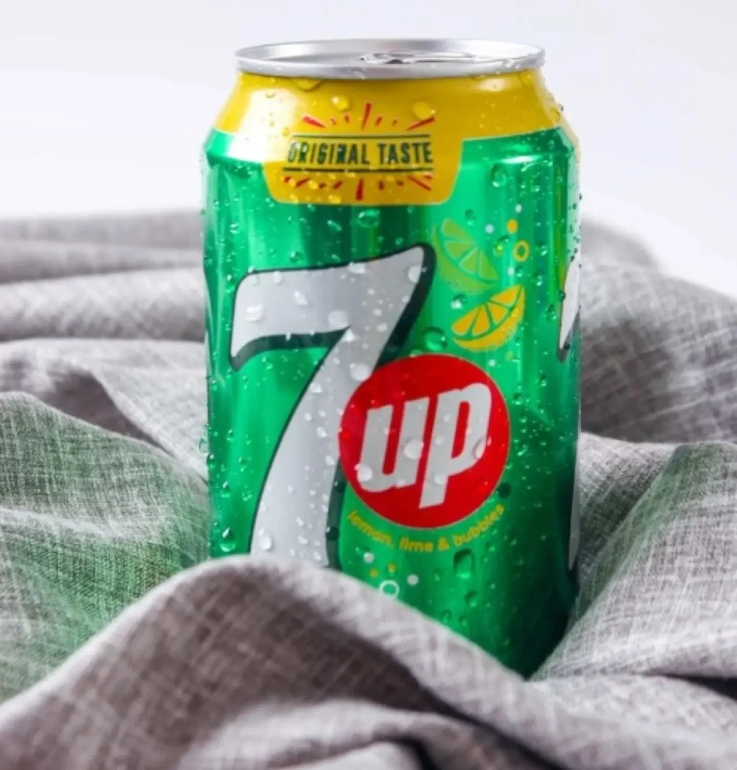7 Up Cans
