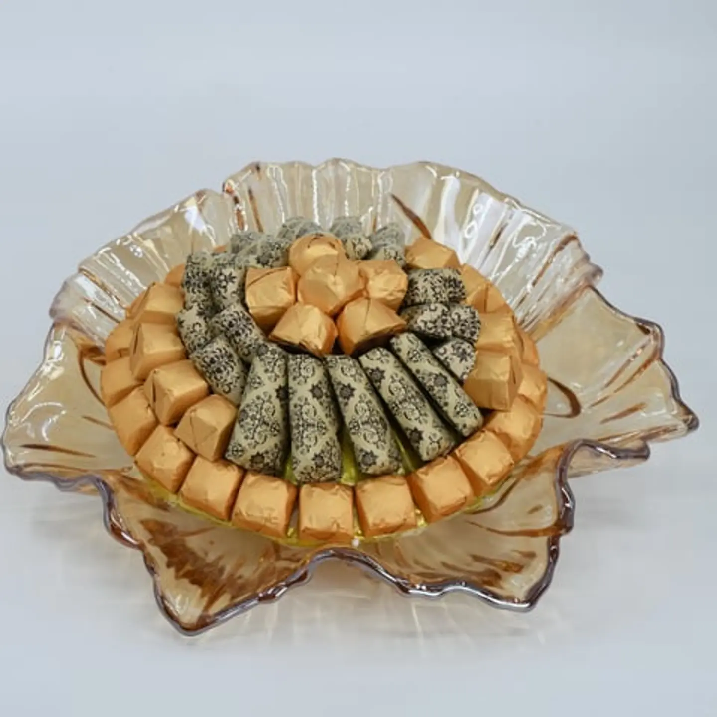 Golden Glass Tray And Covered Chocolate Coffee03003330