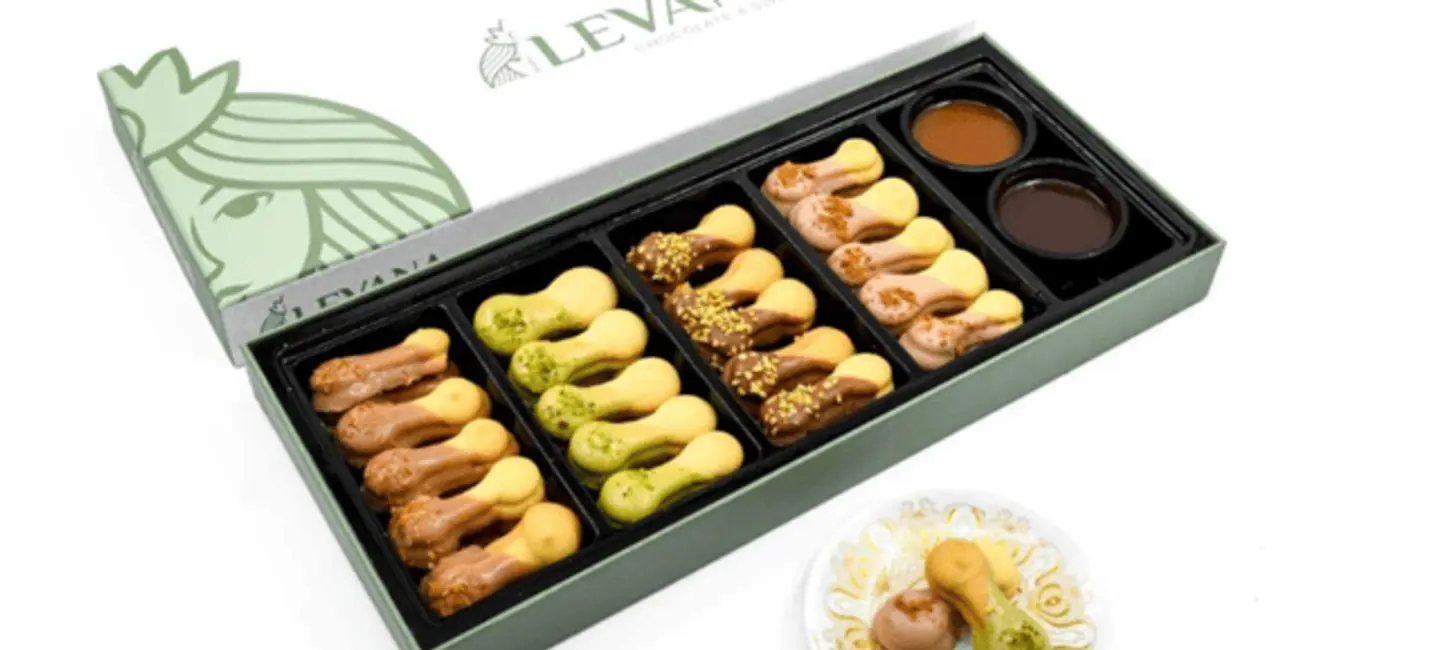 Petit Four Finger Box 017000087