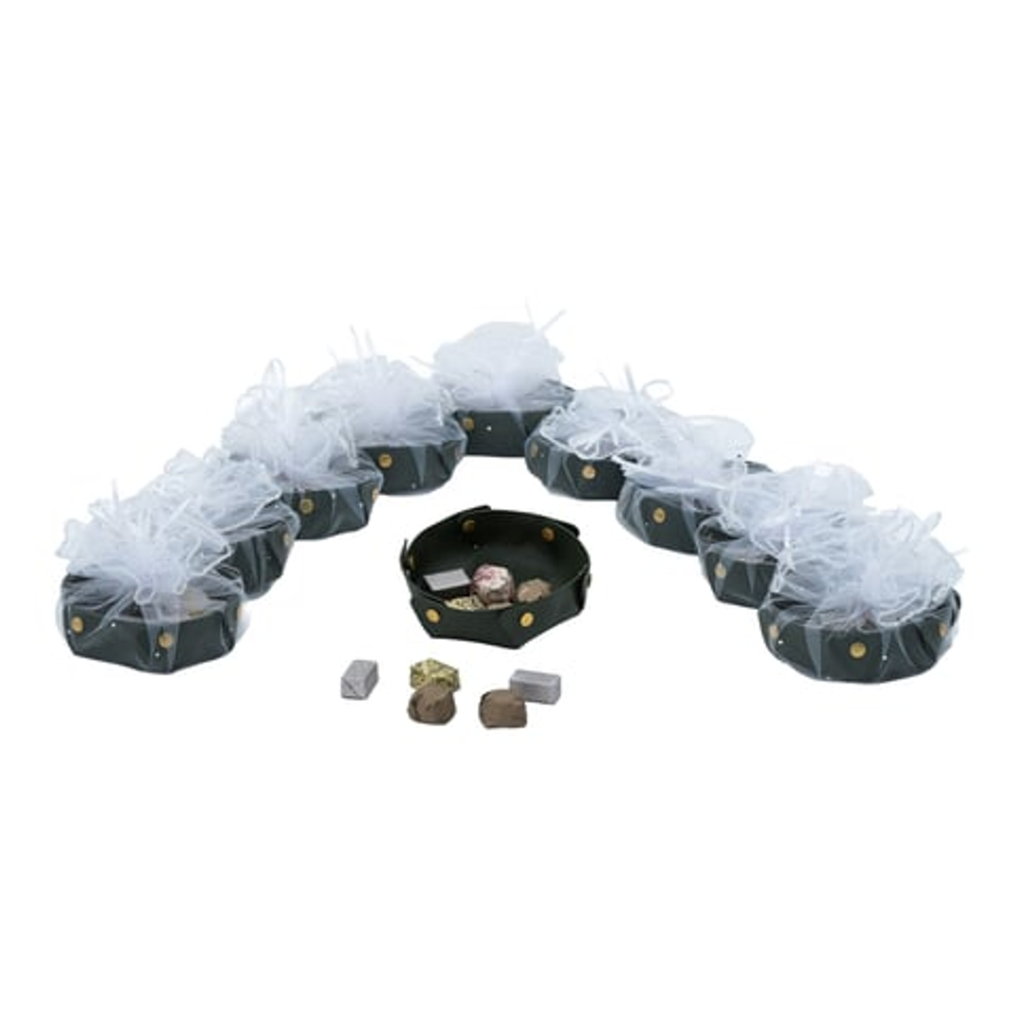 باقه توزيعات جلد لون اخضر 039000039