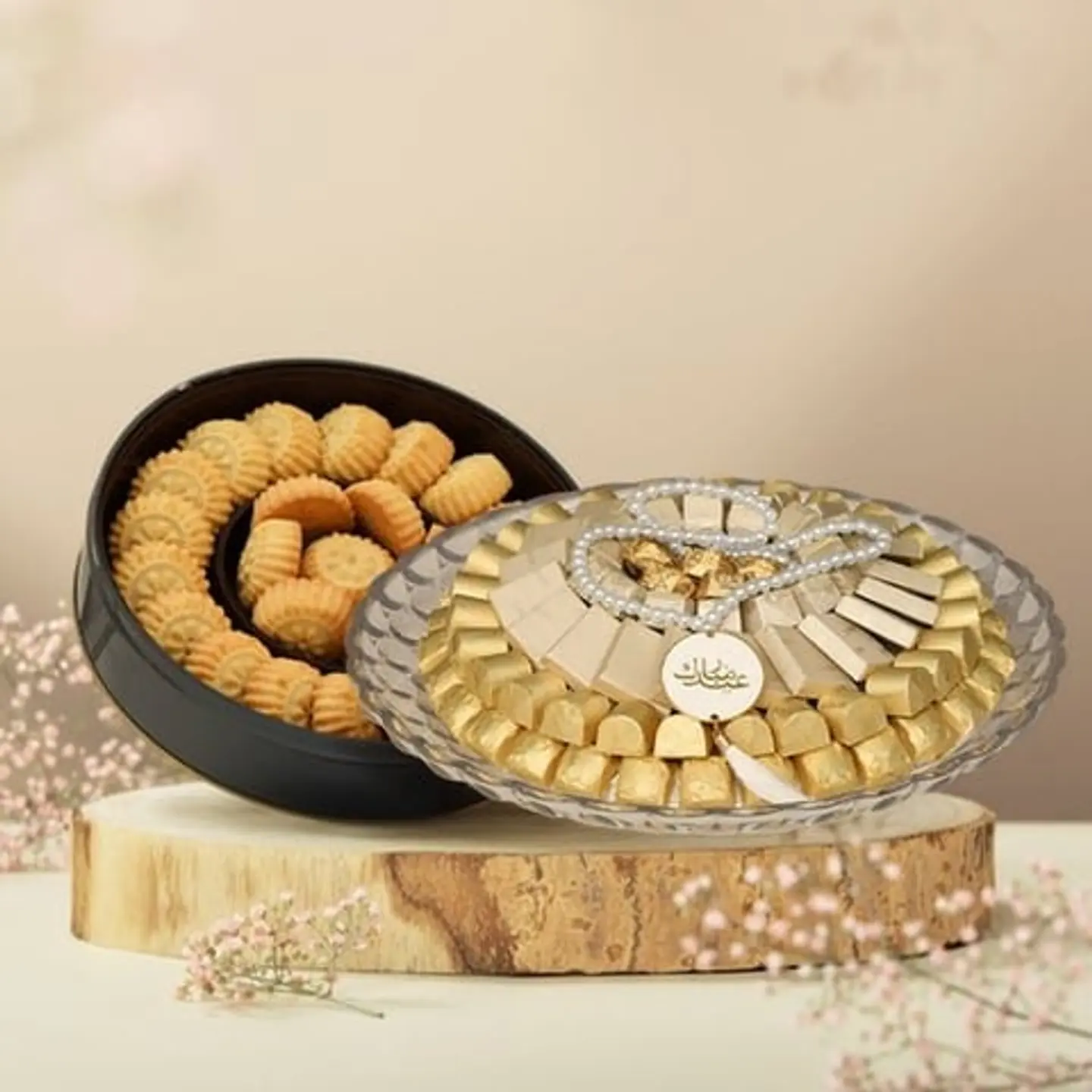 Eid Sparkle With Small Maamoul