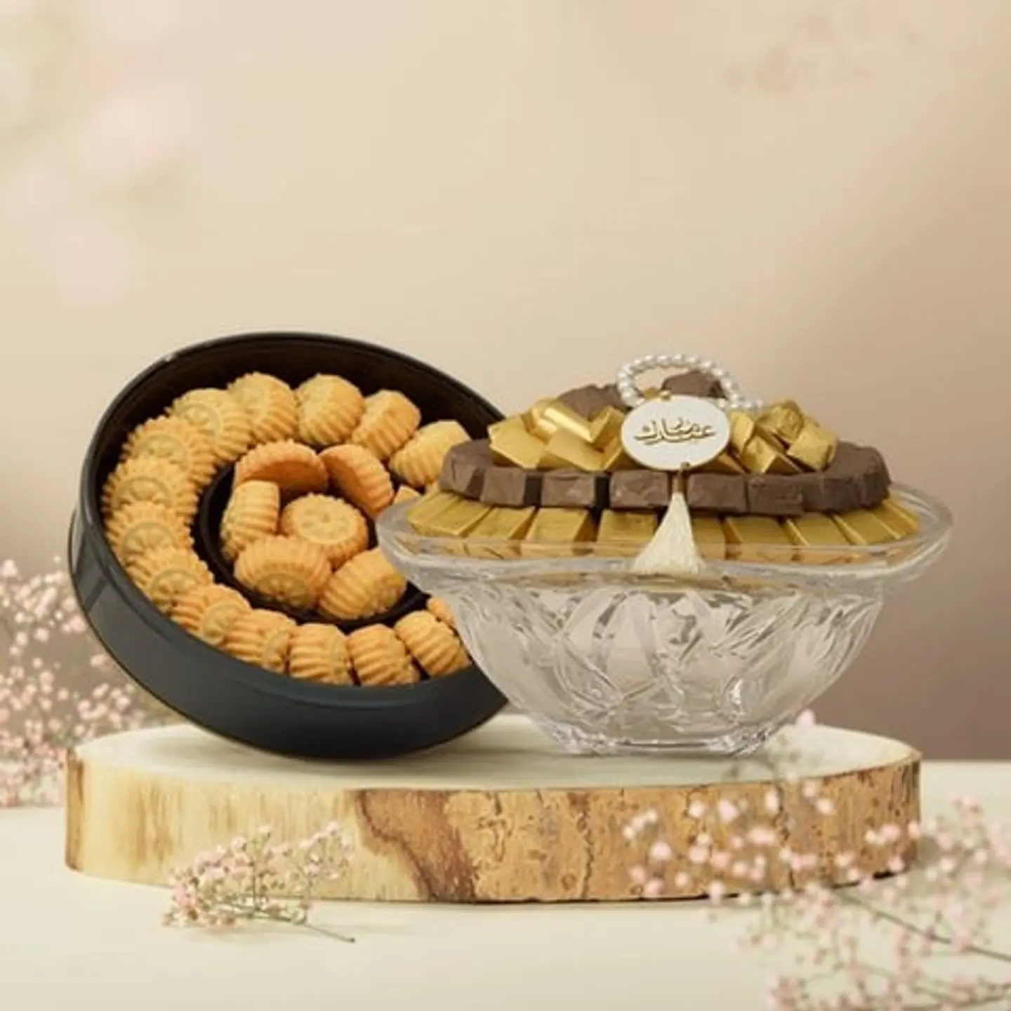 العرض الاول لؤلؤة العيد مع معمول صغير