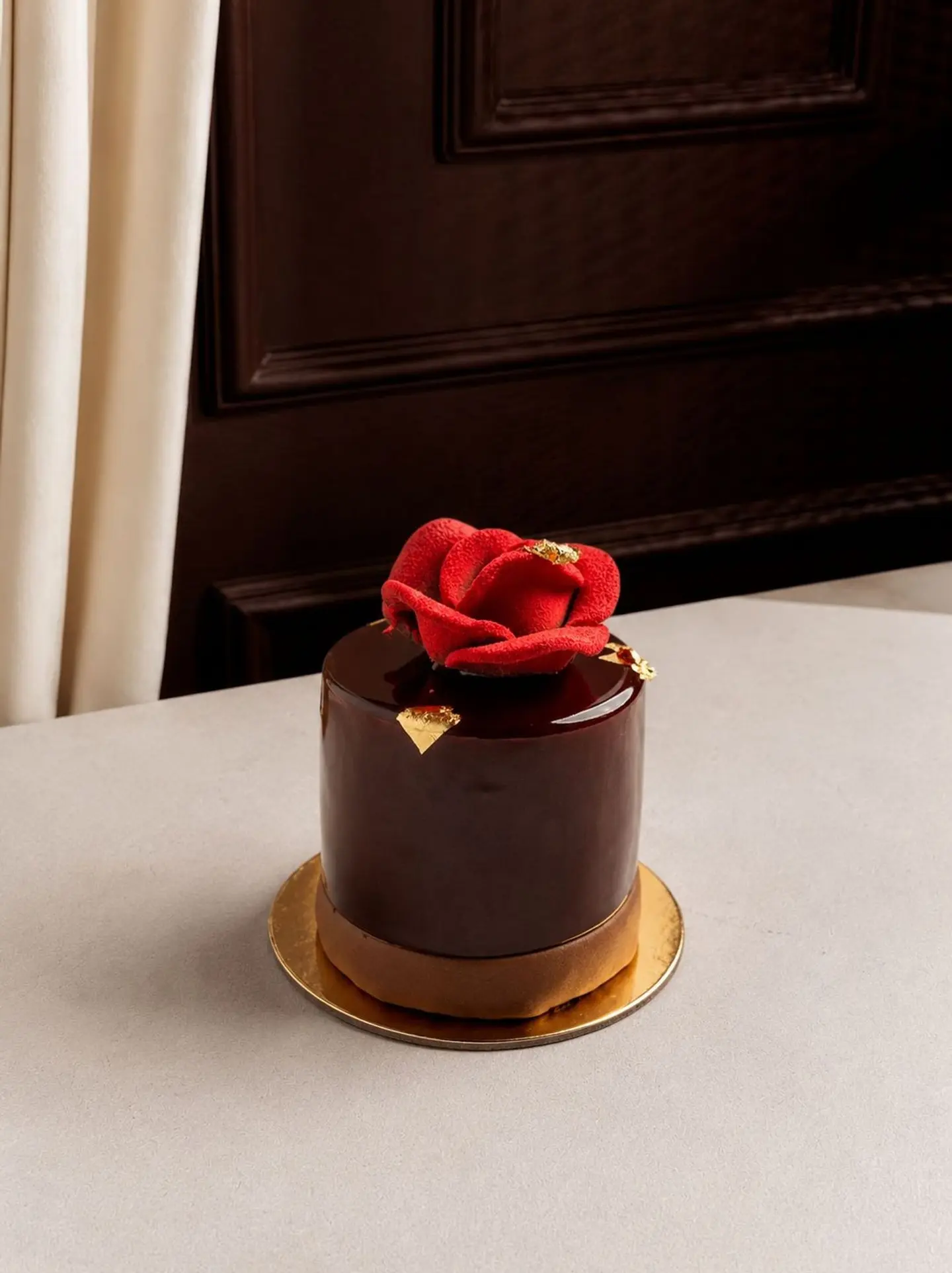 Velvet Rouge Cup