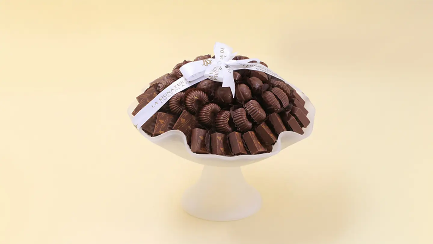 Open Chocolate Tray 1860