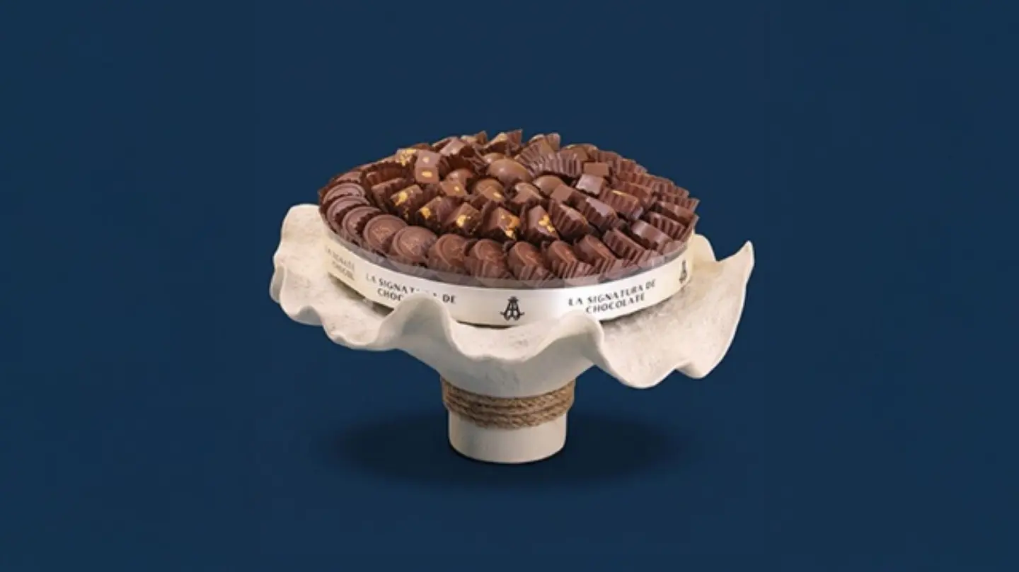 Chocolate Tray With Quote Salmah 1885