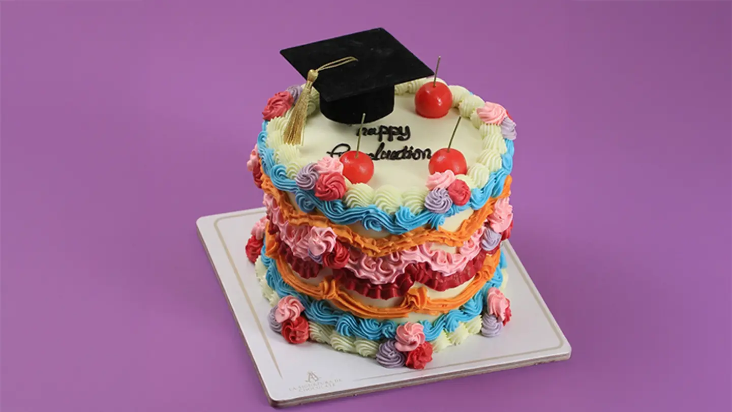 Rainbow Graduation Cake Diameter 15