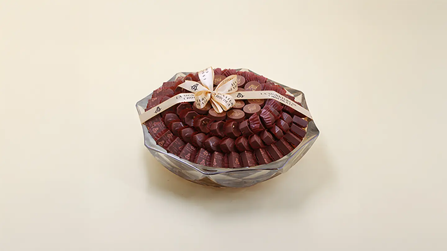 Glass Tray With Exposed Chocolate Eid Phrase 1819