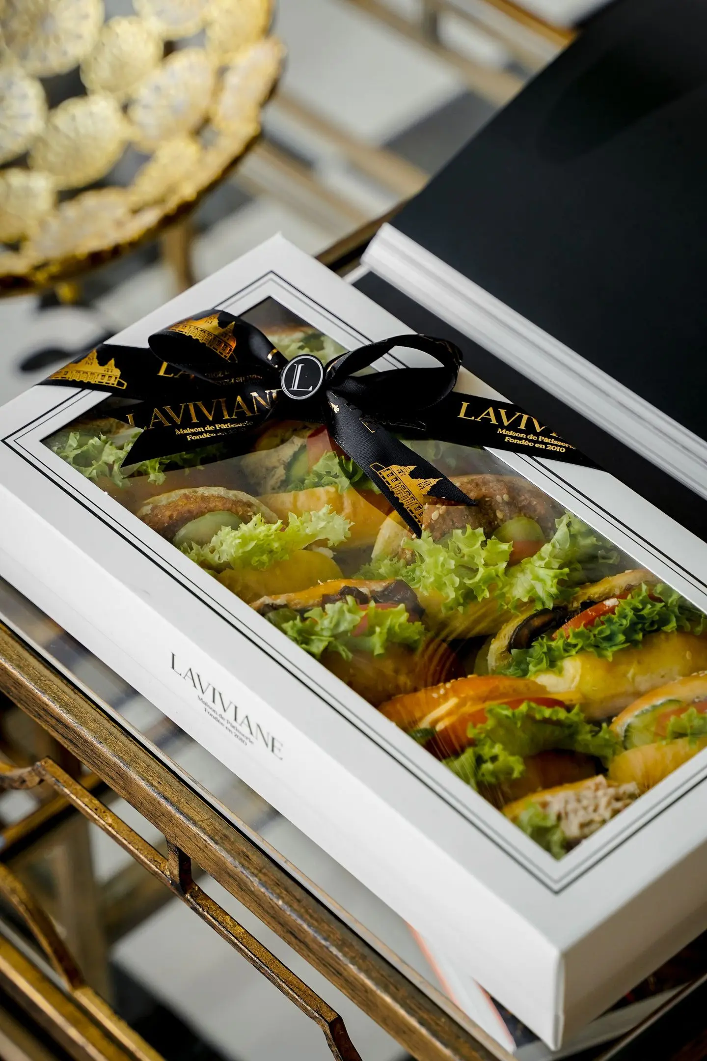 ساندويتش مشكل 10 حبات من لاڤيڤيان - صغير