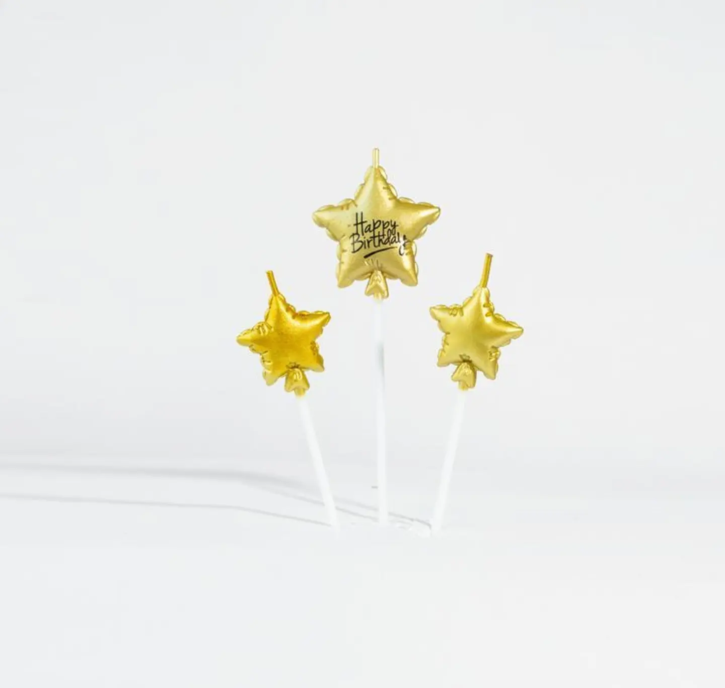 Stars Candles (Happy Birthday) On Laviviane Cake Gold