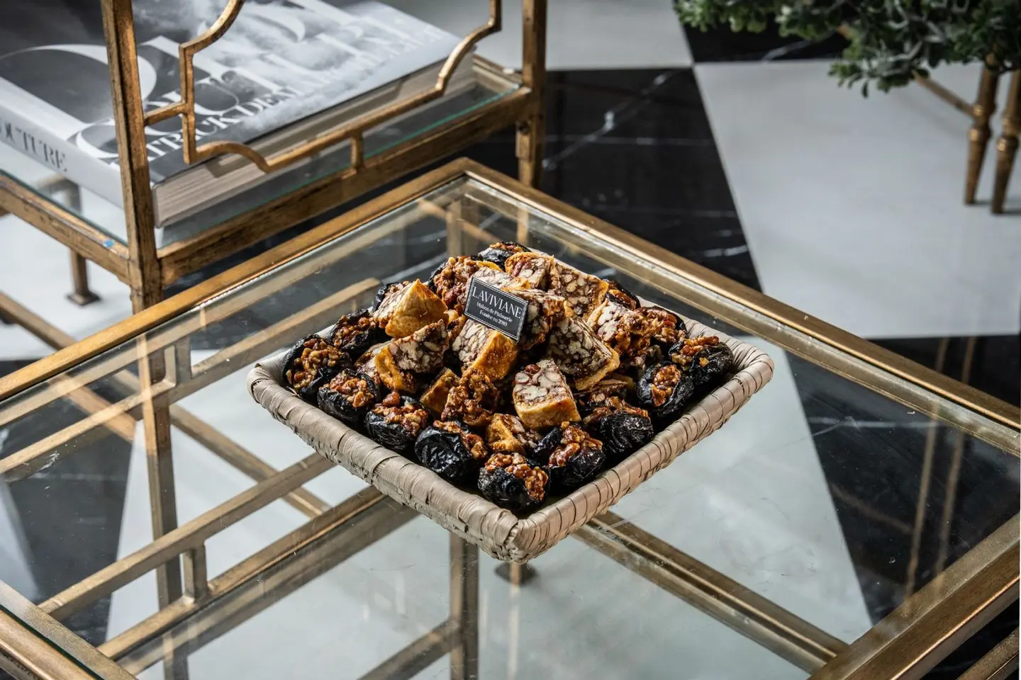 Date Tary 19 X 19 Cm