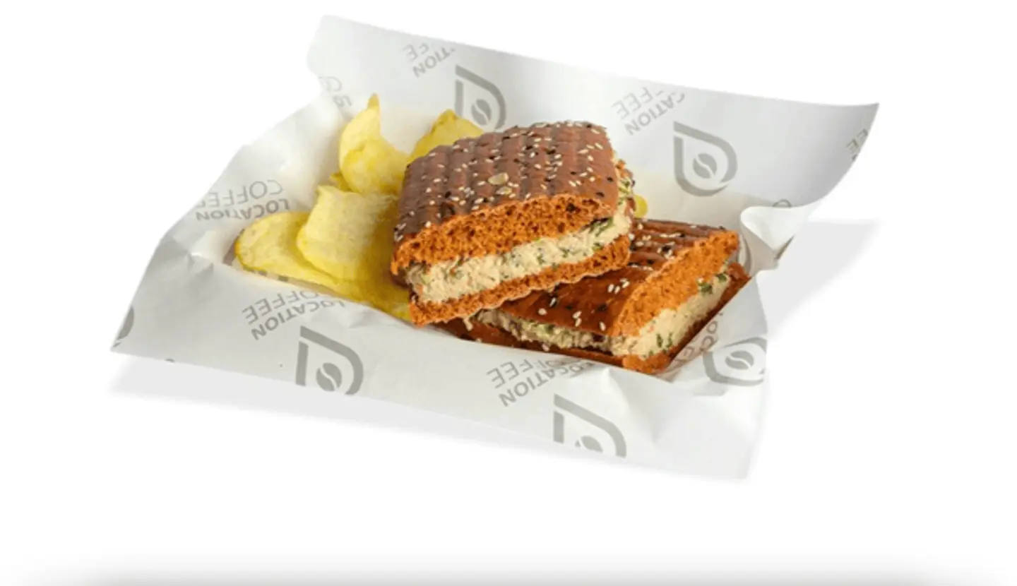 ساندوتش تونة