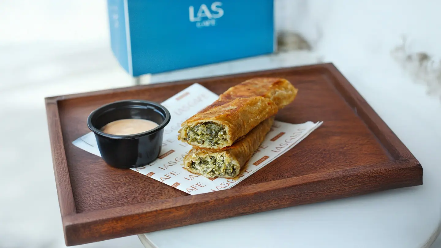 فطيرة سبانخ بجبنة الفيتا