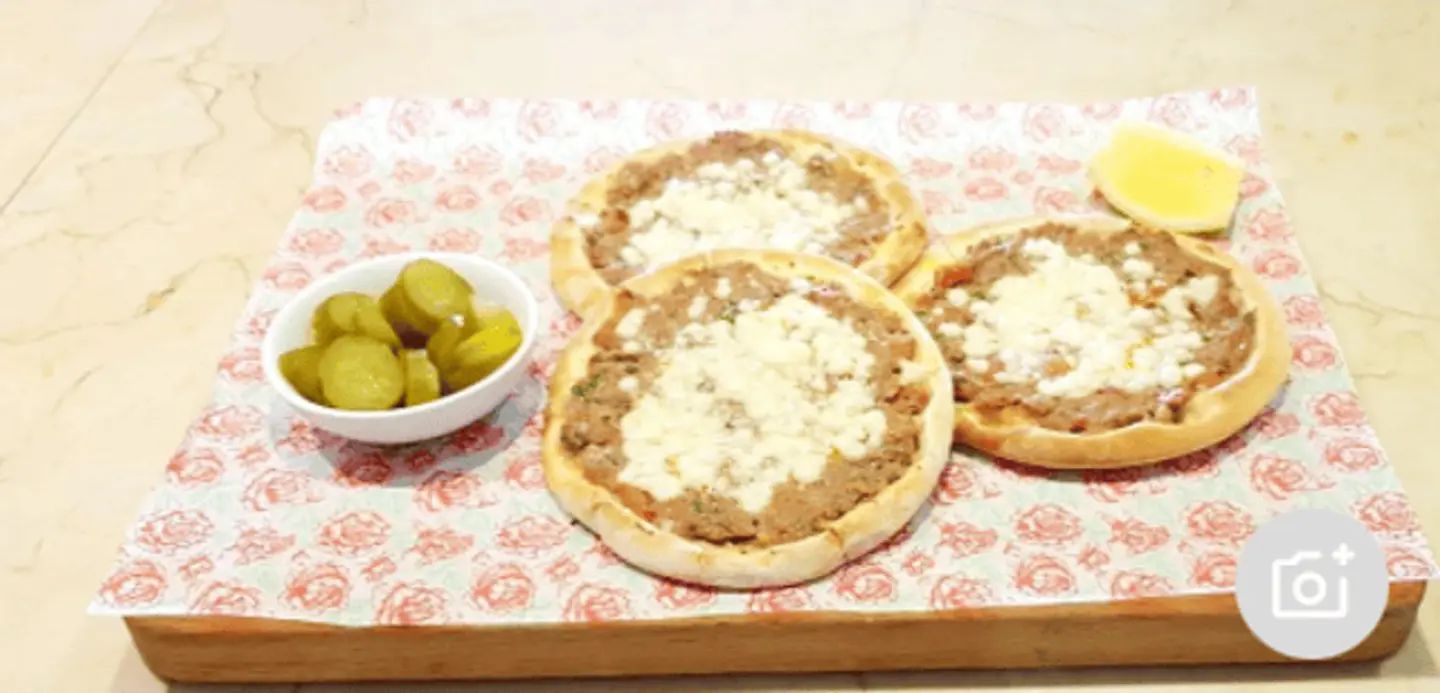 كفتة بالجبن بعجين مخبوزة في الفرن