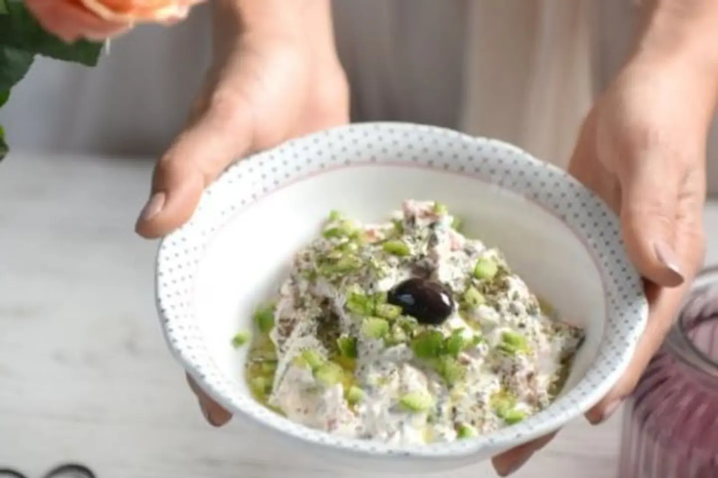 لبنة متبّلة