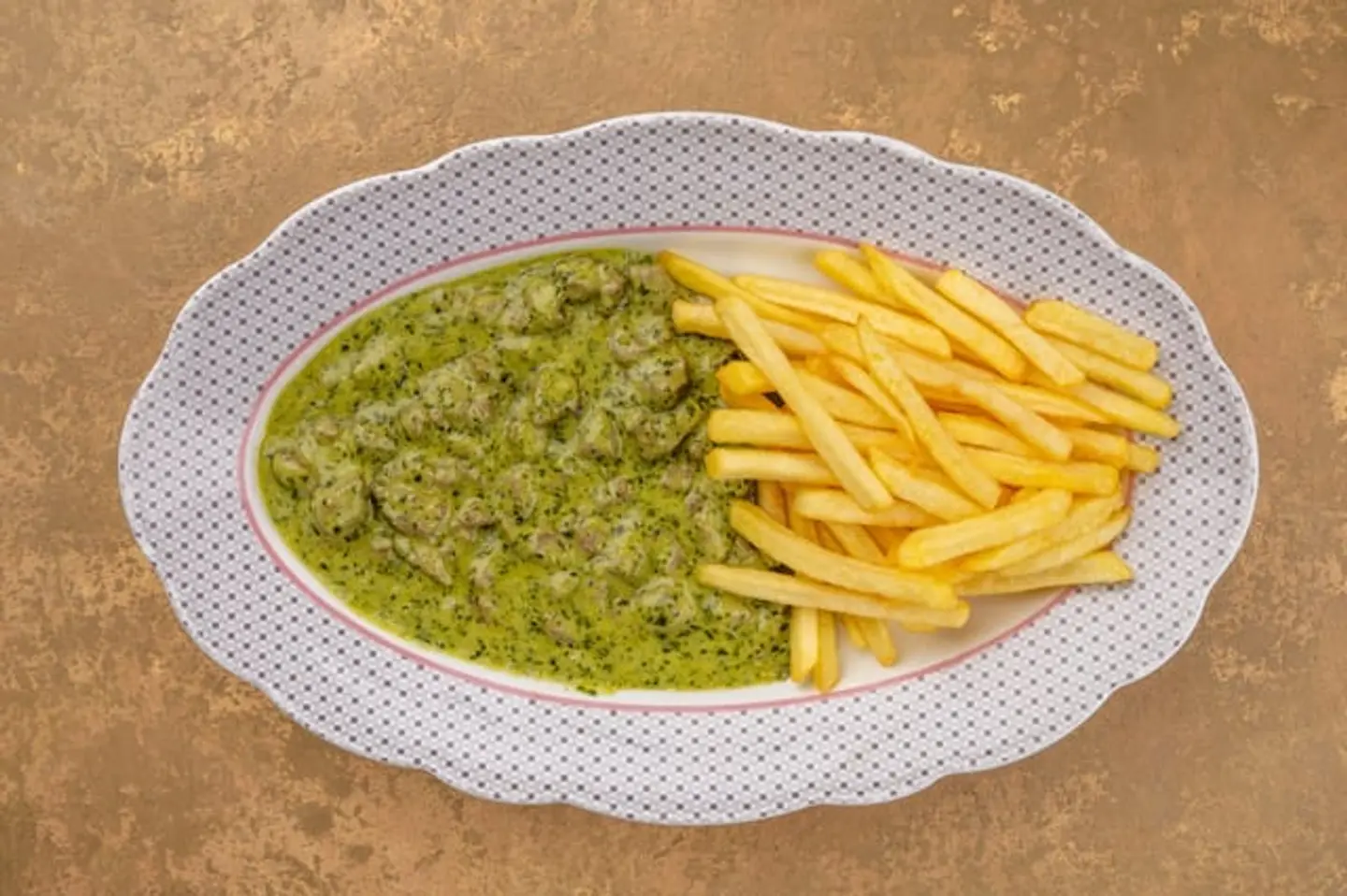 لحم راس العصفور بالبيستو