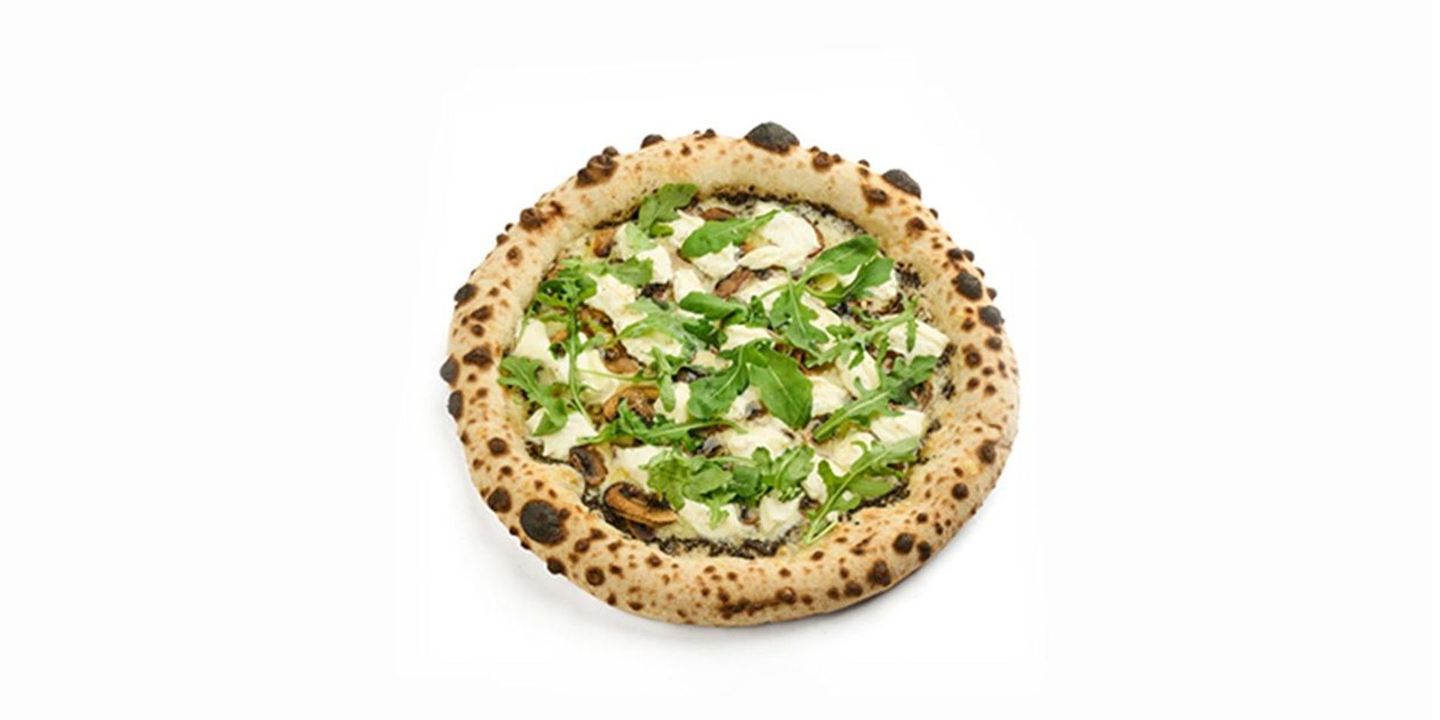 بلاك ترافل بيتزا