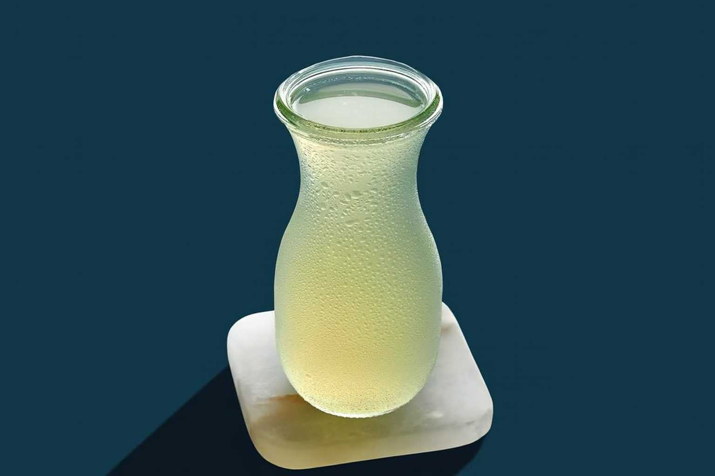 عصير الليمون الطازج