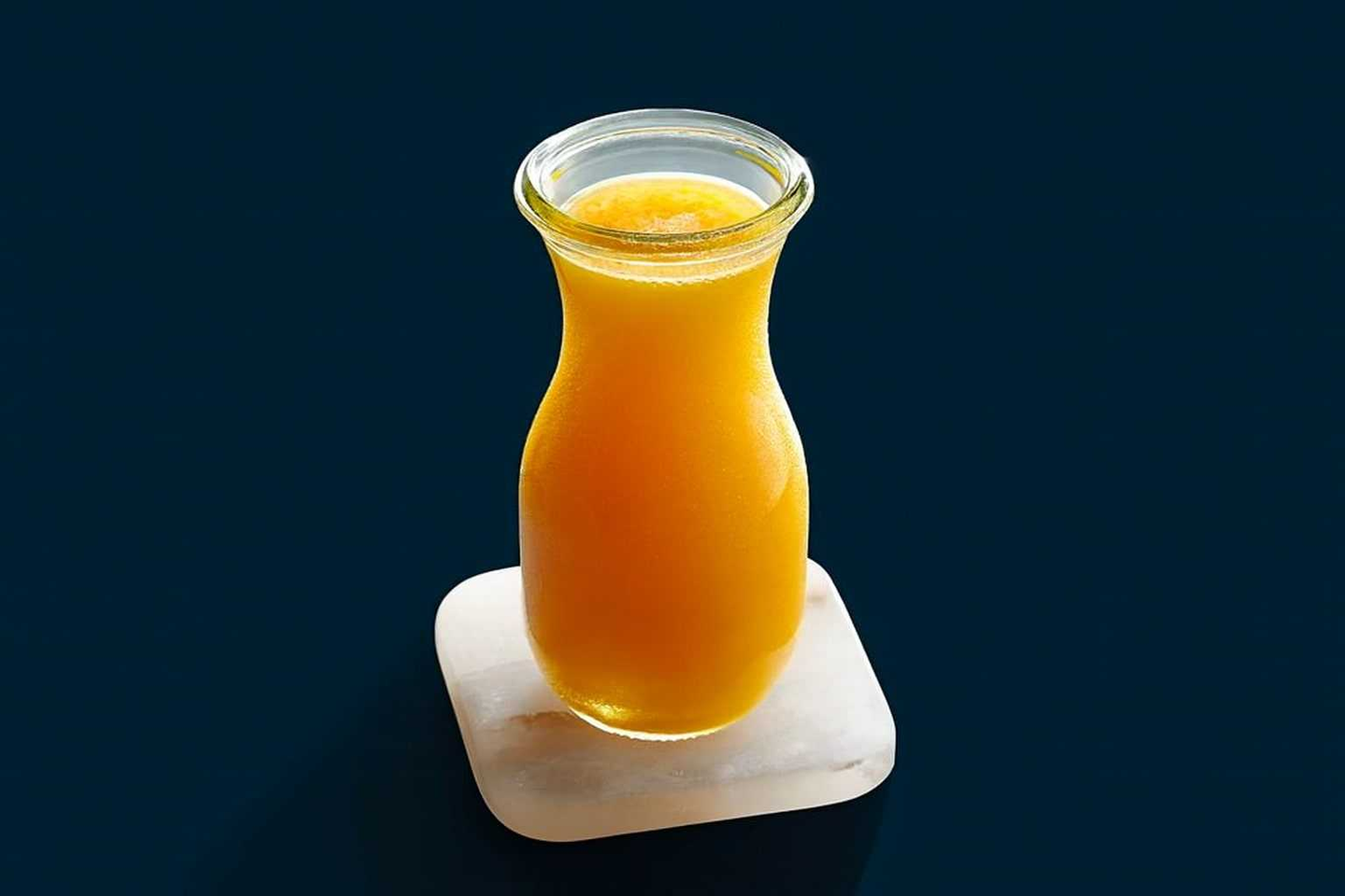 عصير برتقال طازج