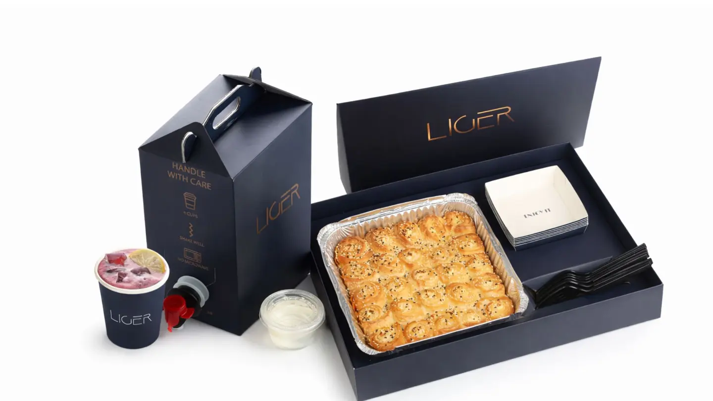 حافظة كركديه مع خلية لايقر