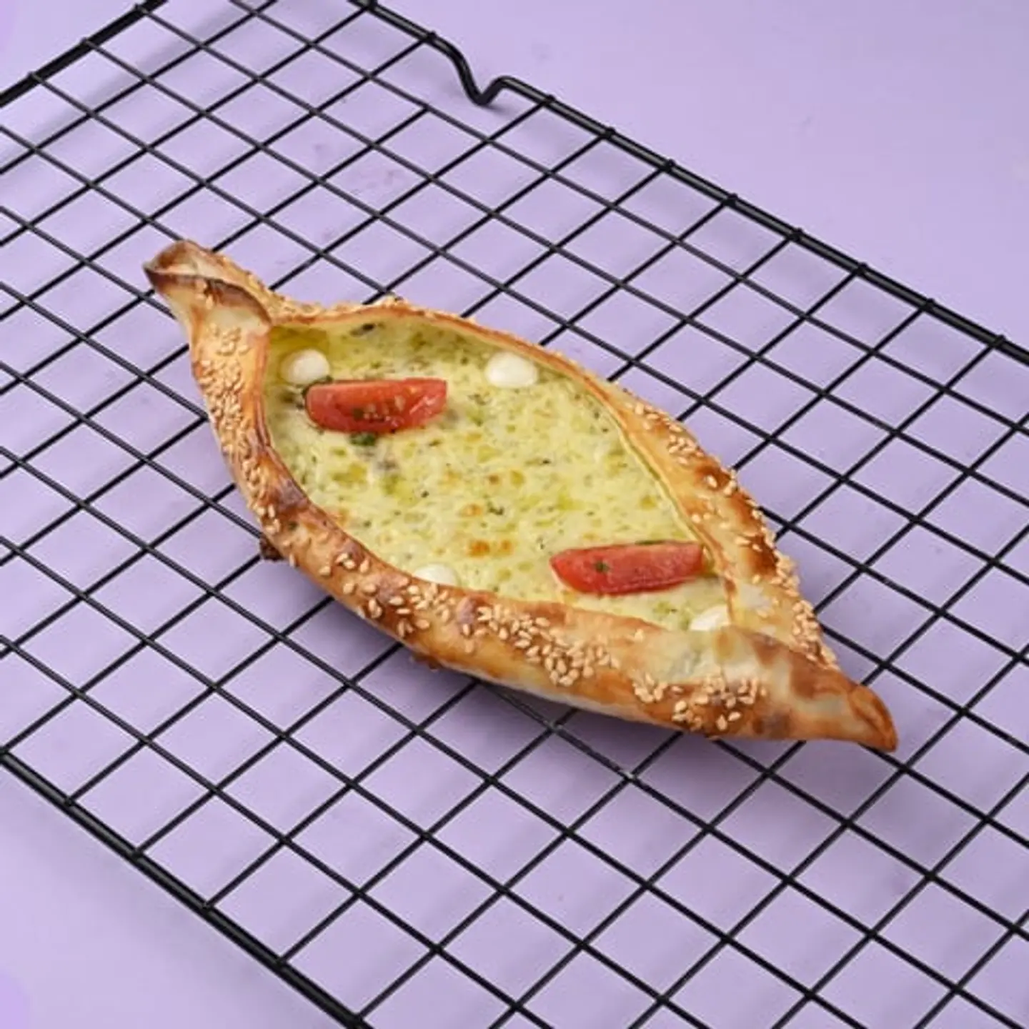 Akkawi With Zaatar Boat