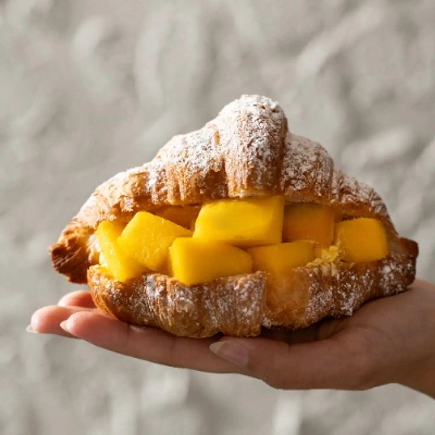 Croissant Mango
