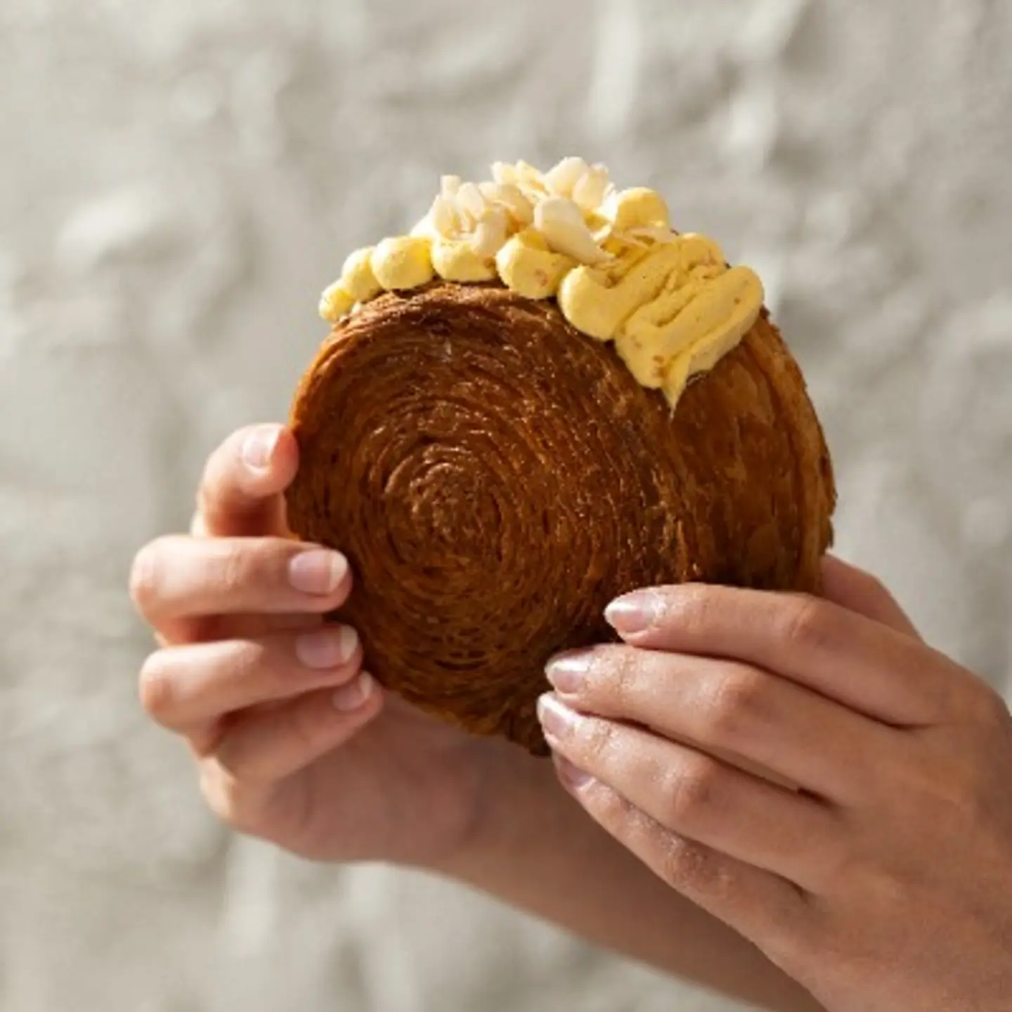 Wheel Croissant Mango