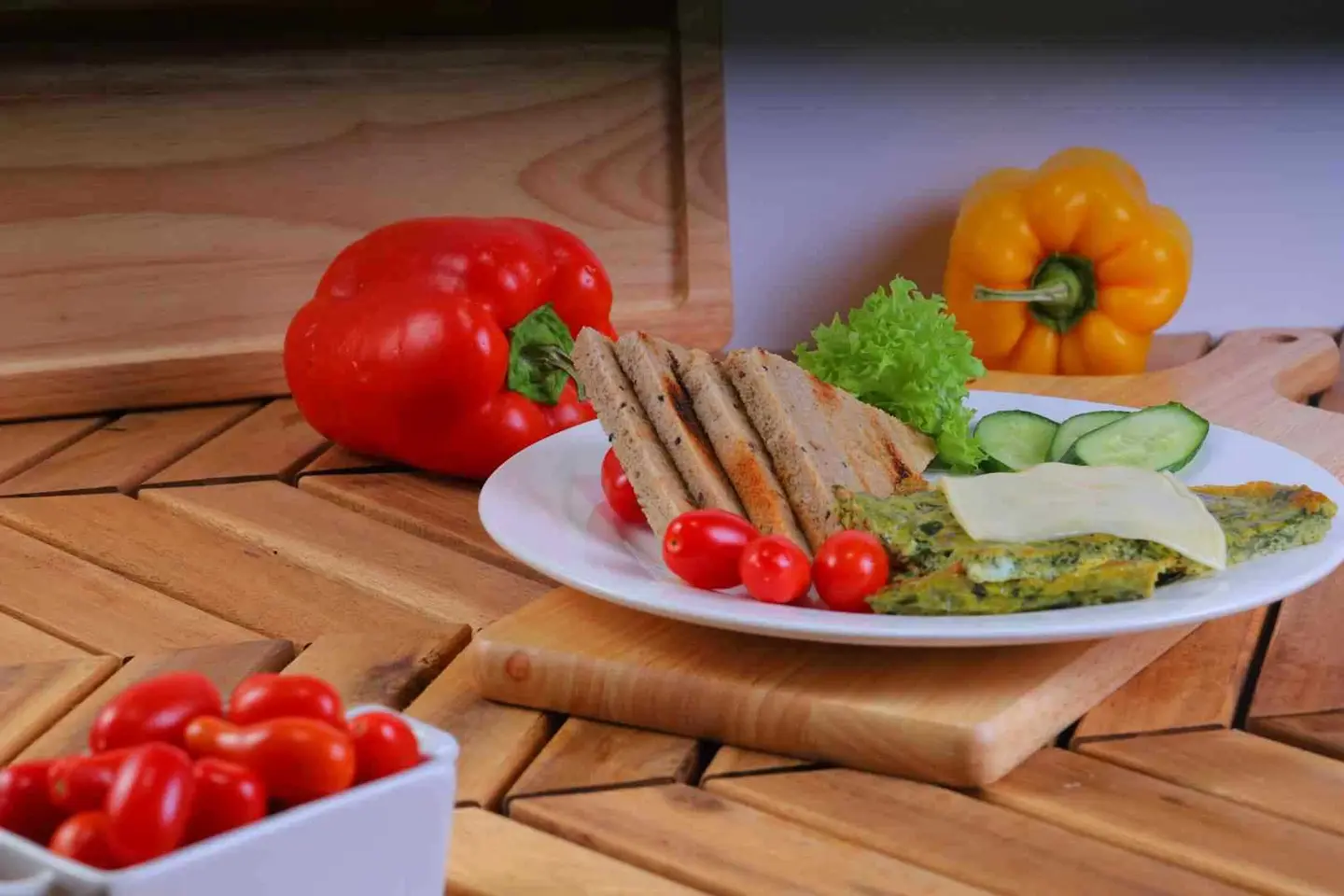 اومليت سبانخ والجبنة فطور