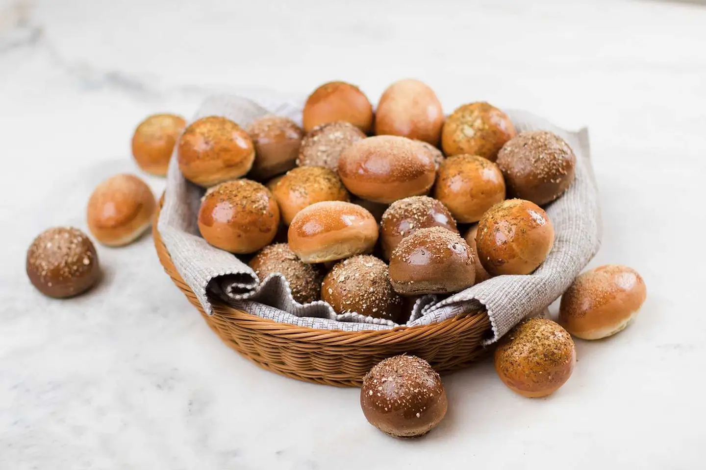 Mix Roll Bread