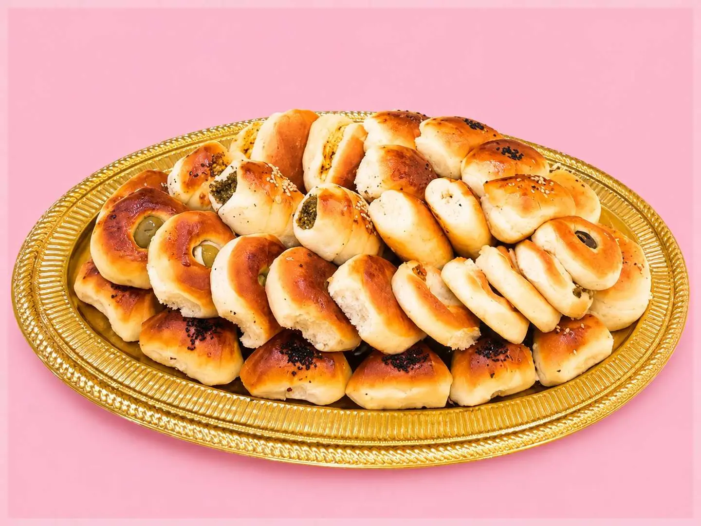 طبق فطاير كبير