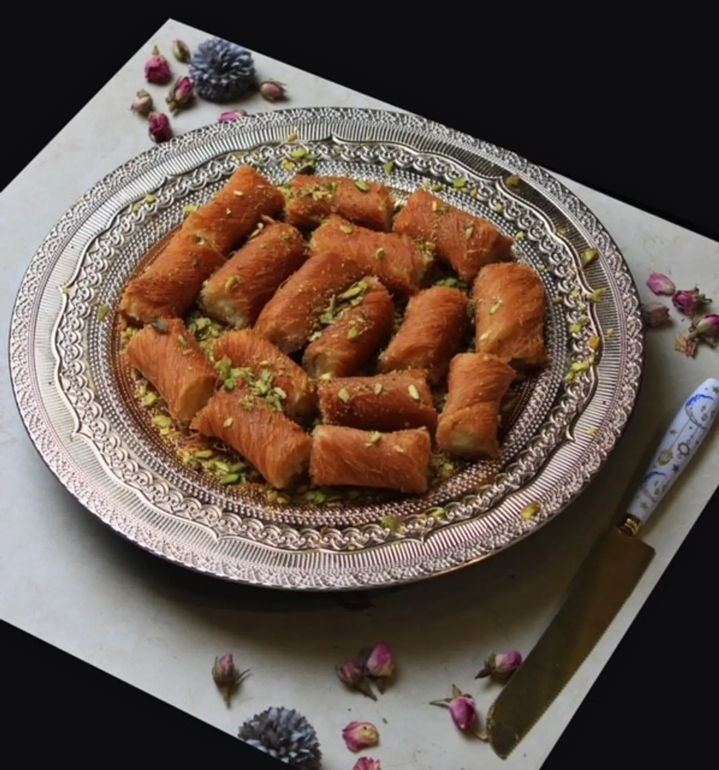 مبرومة بالقشطة