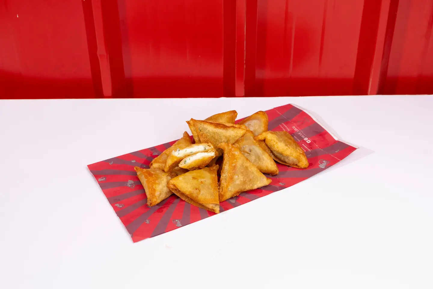 سمبوسة جبن وخضار