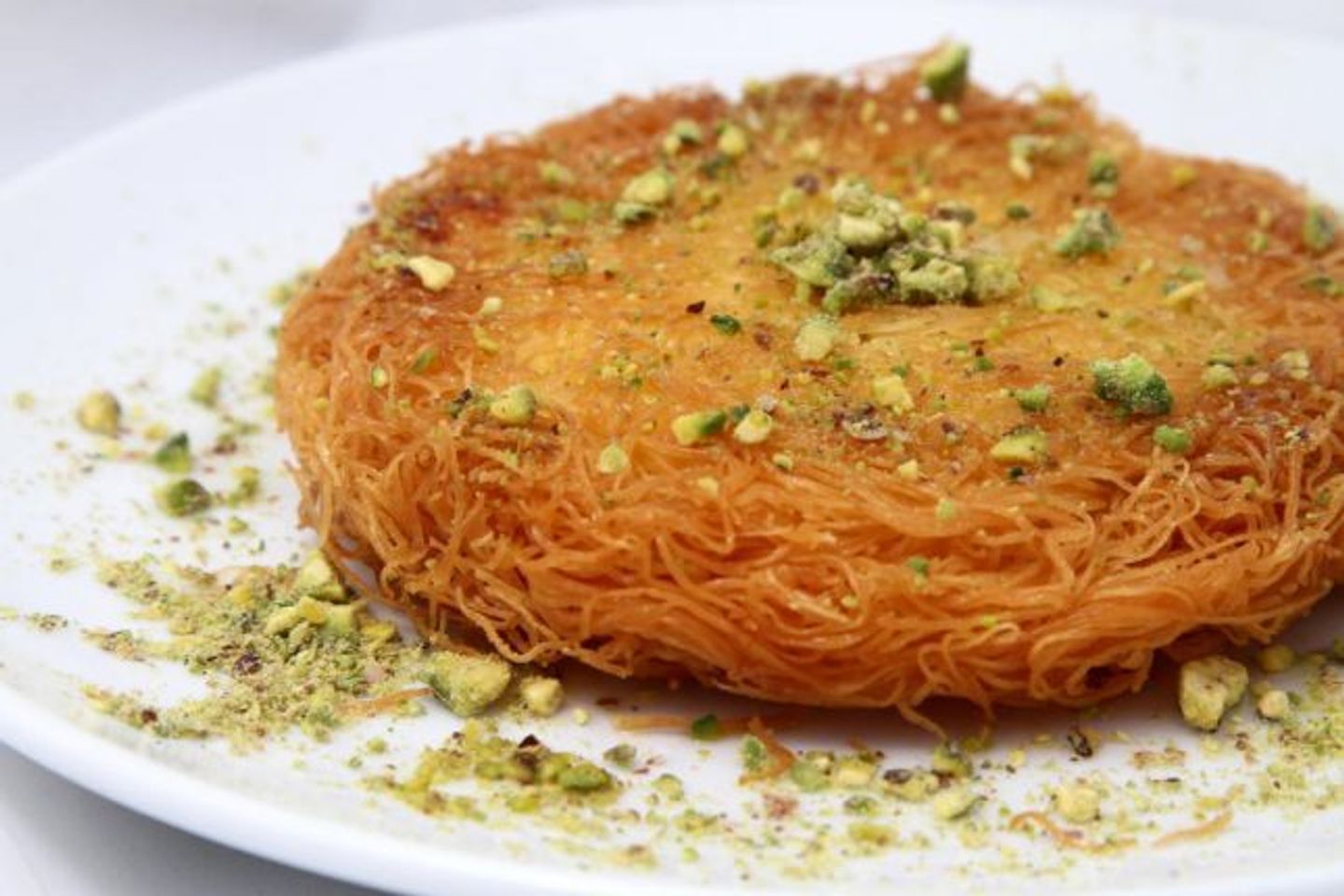 Kunafa With Vermicelli Stuffed With Galaxy - Small