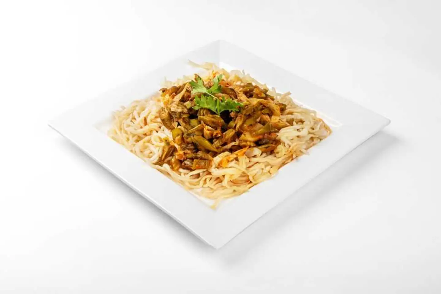 Lagman (Uzbek Noodles With Vegetables)