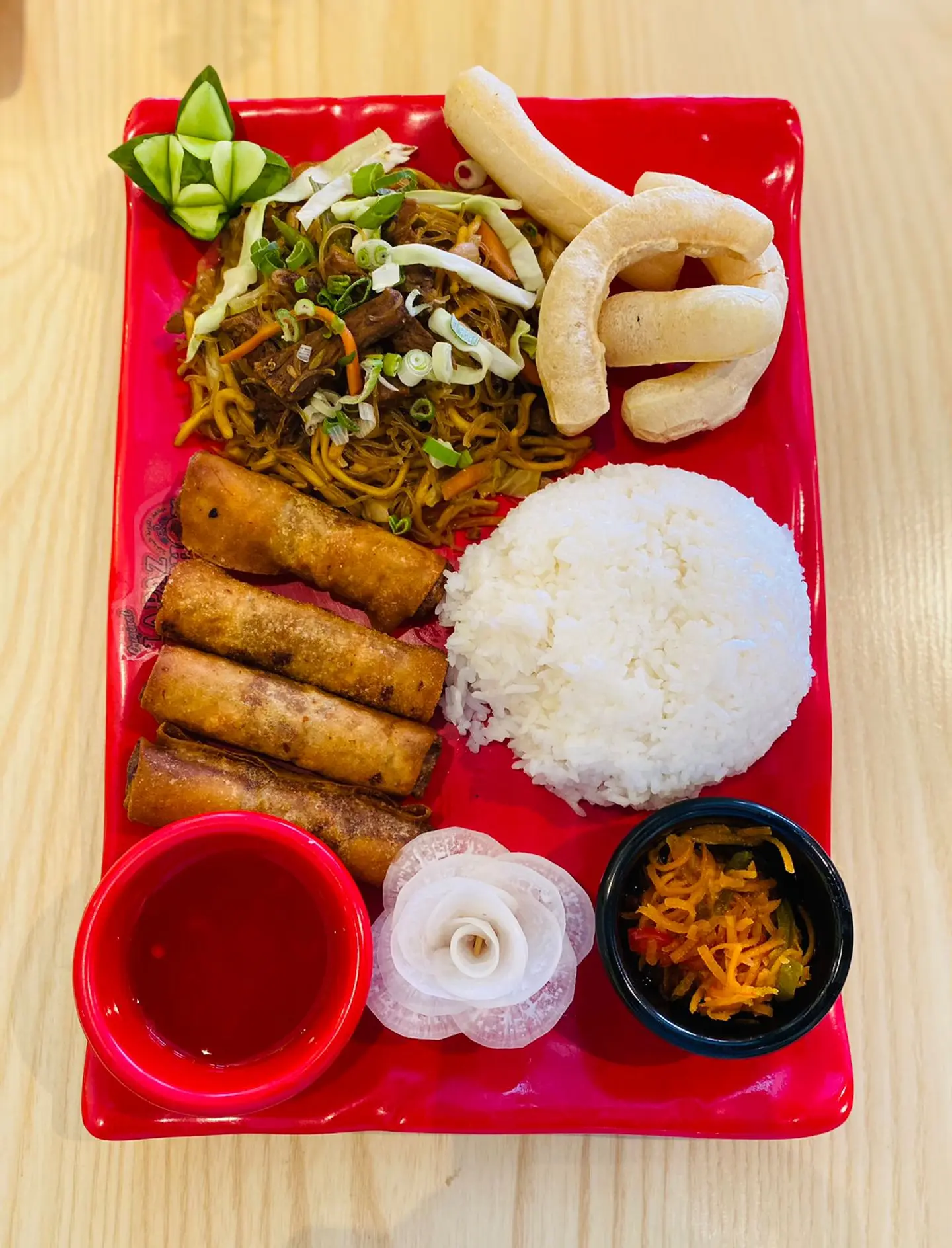 Lumpiang Shanghai Lauriat